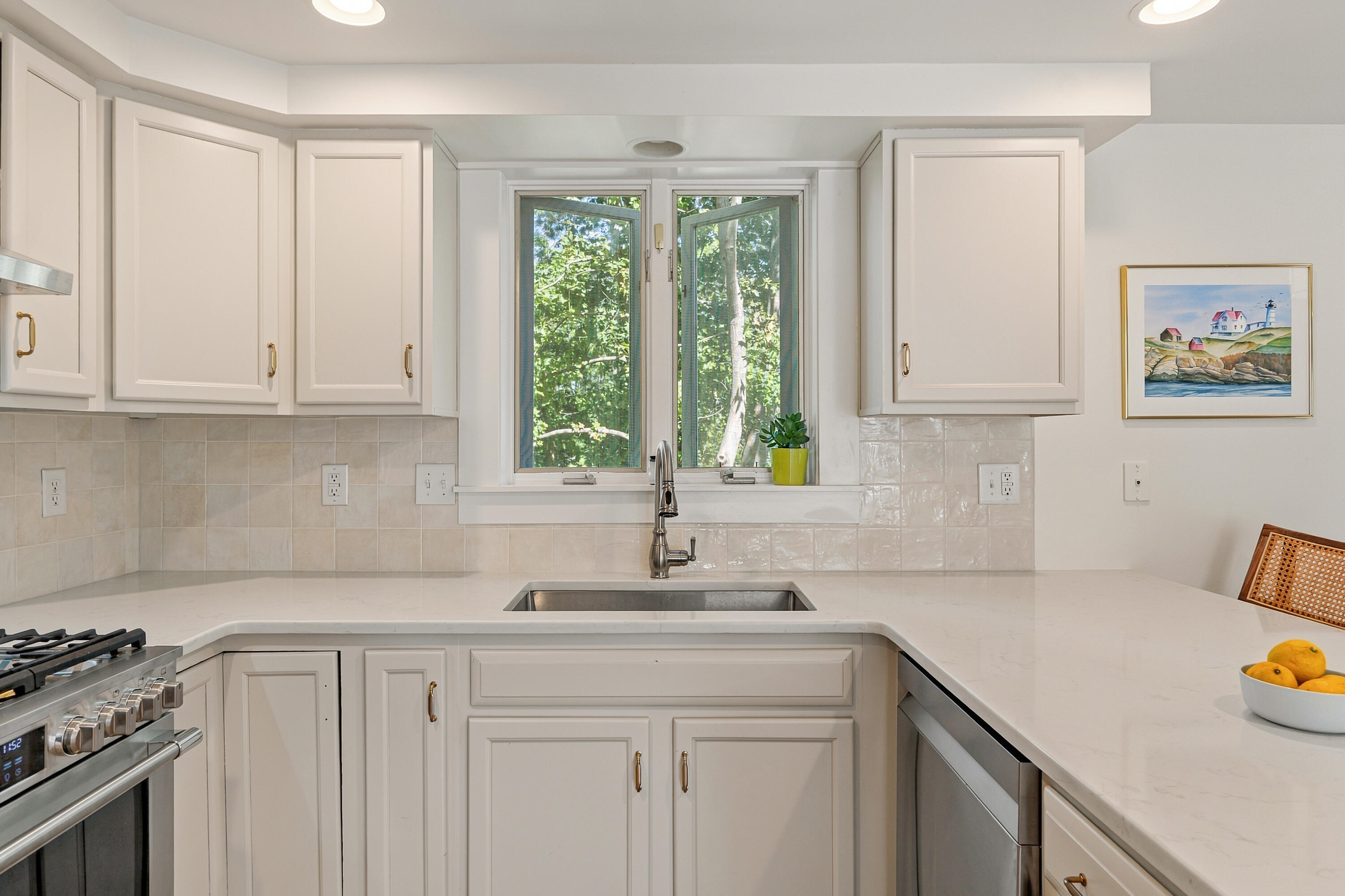 9 Cook Street 4 Property Photo 10