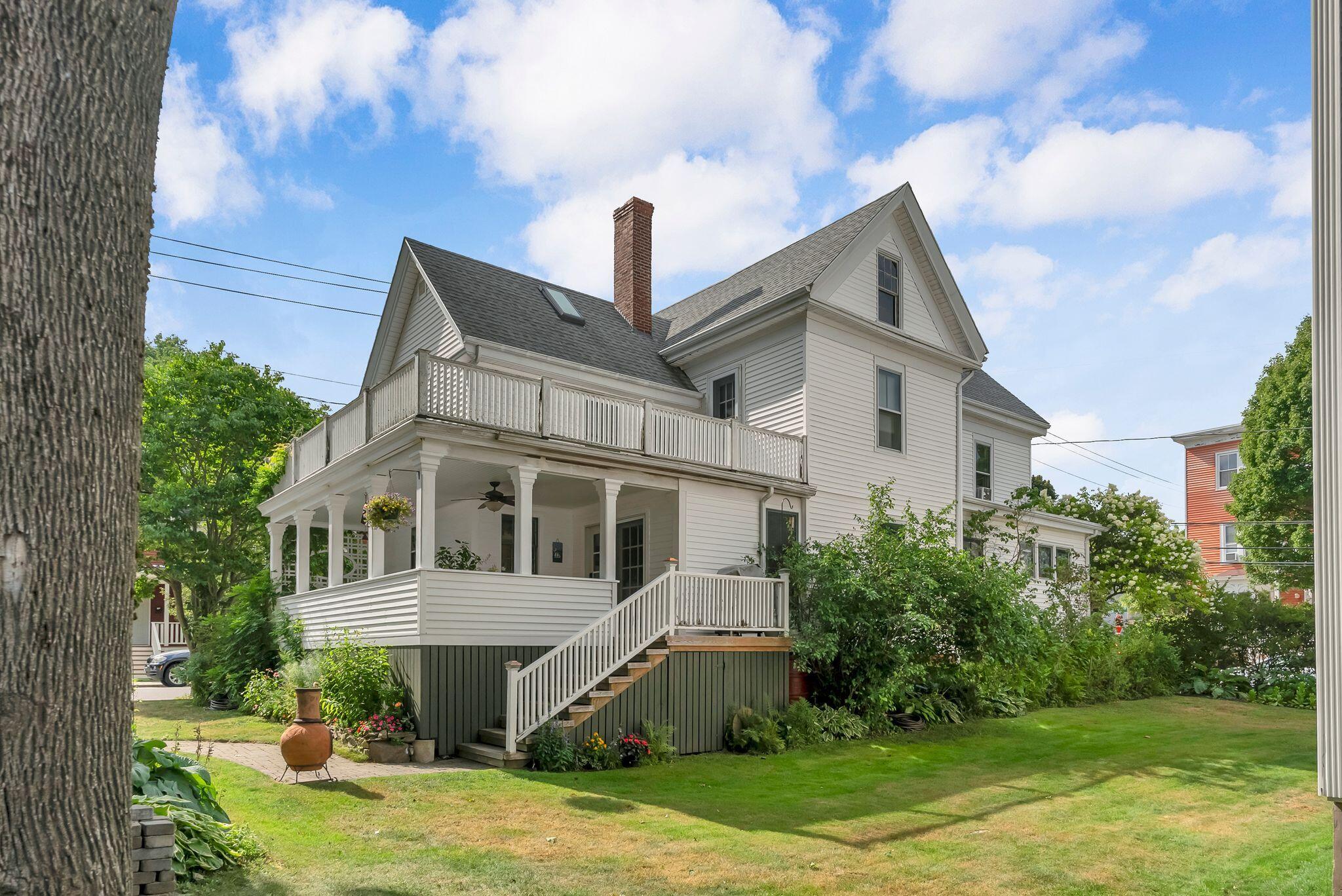 157 Beacon Street Property Photo 1