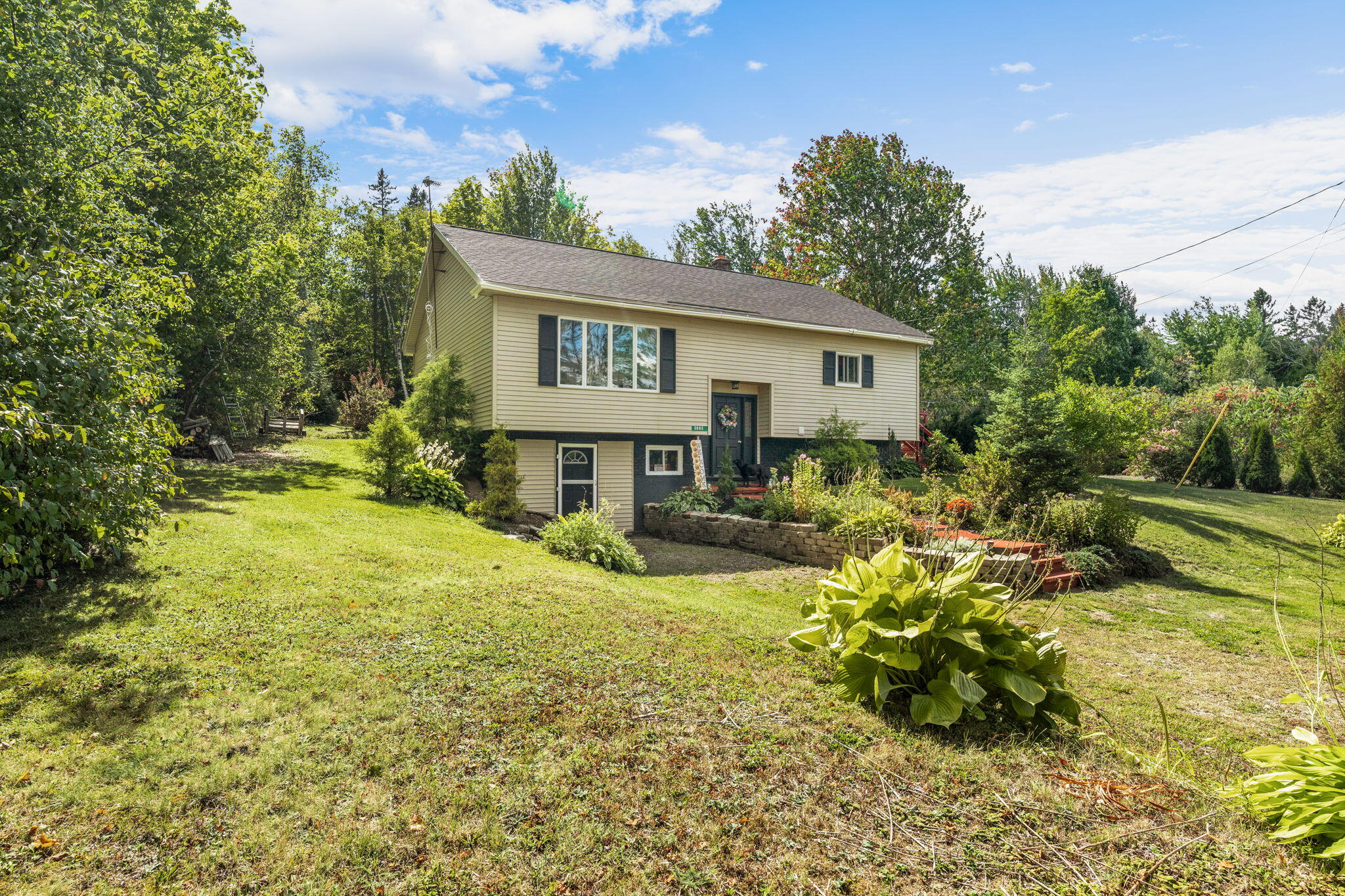 2093 Kennebec Road Property Photo 1