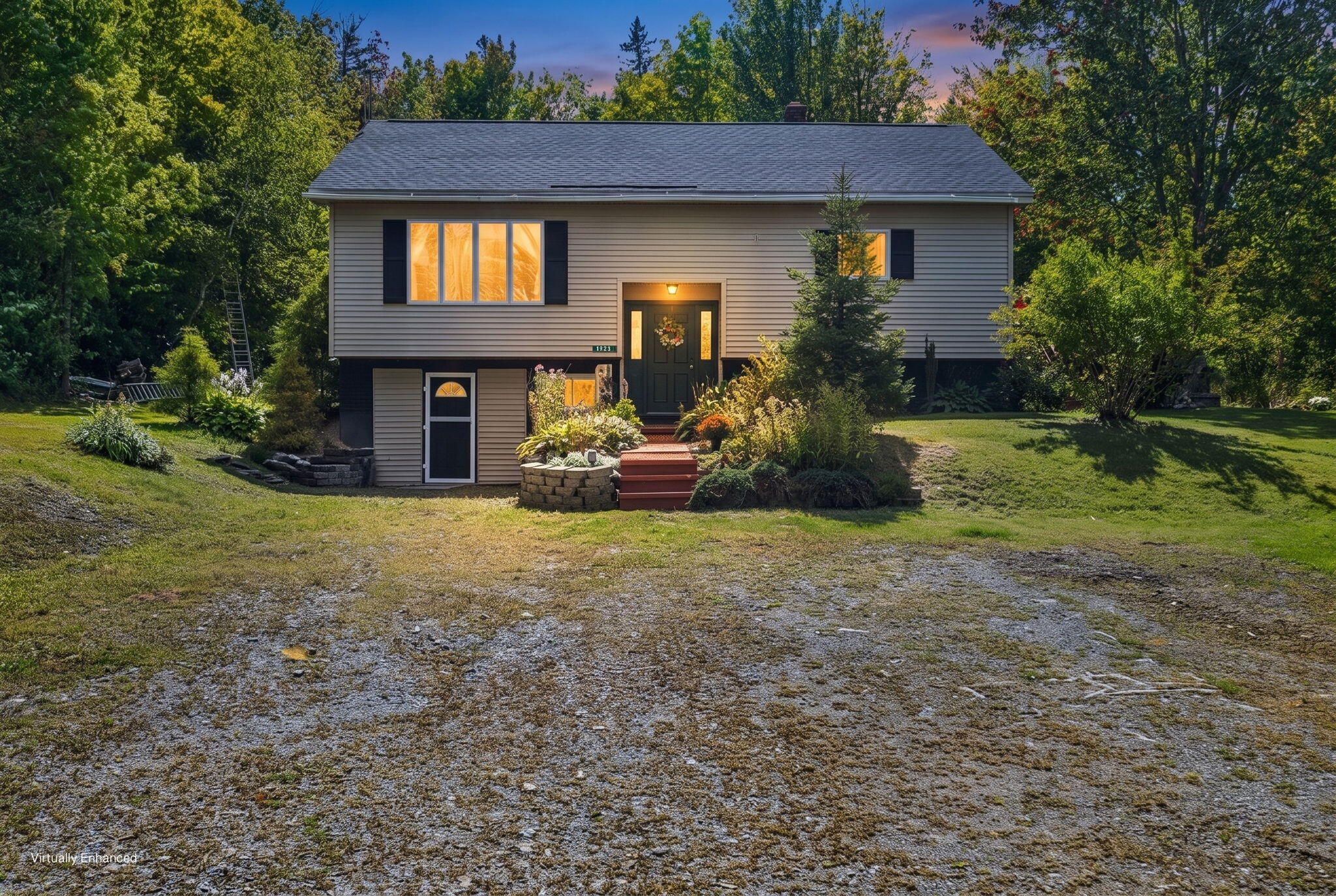 2093 Kennebec Road Property Photo 2