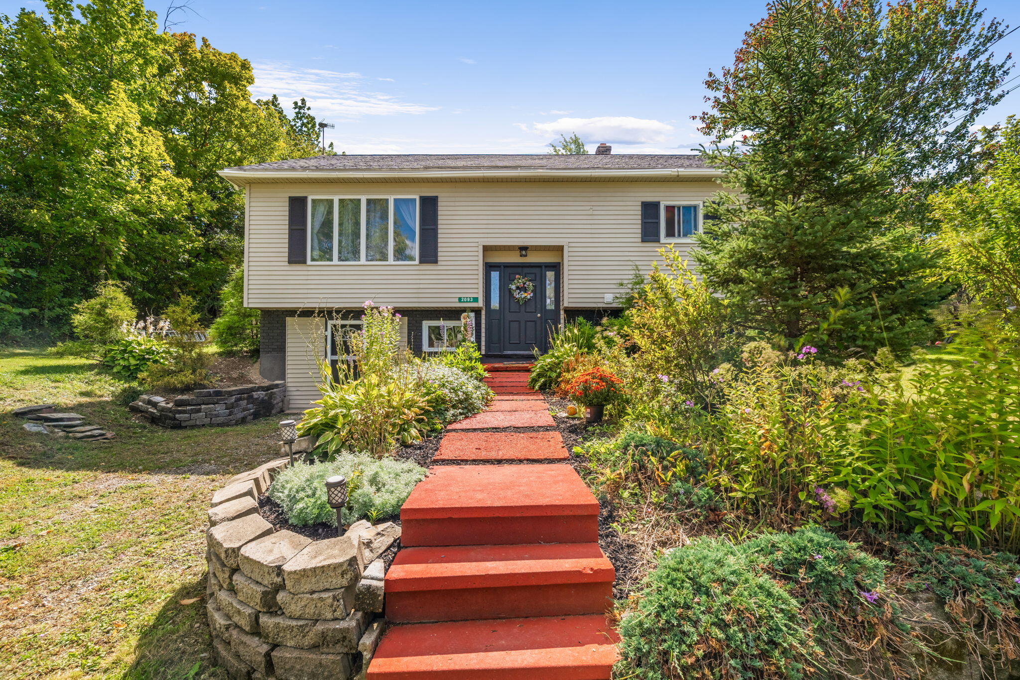 2093 Kennebec Road Property Photo 3