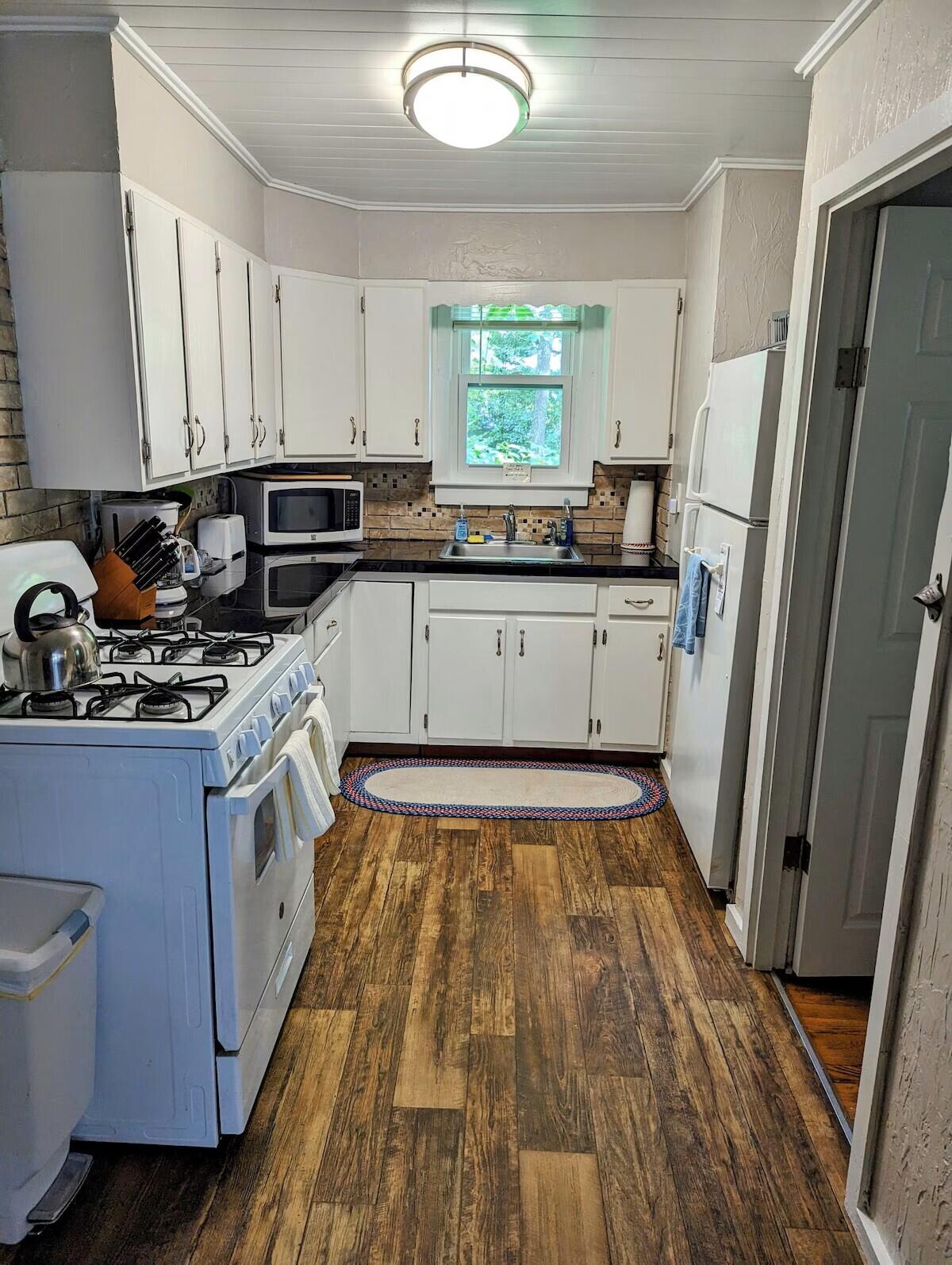28 Seacliff Avenue Property Photo 27