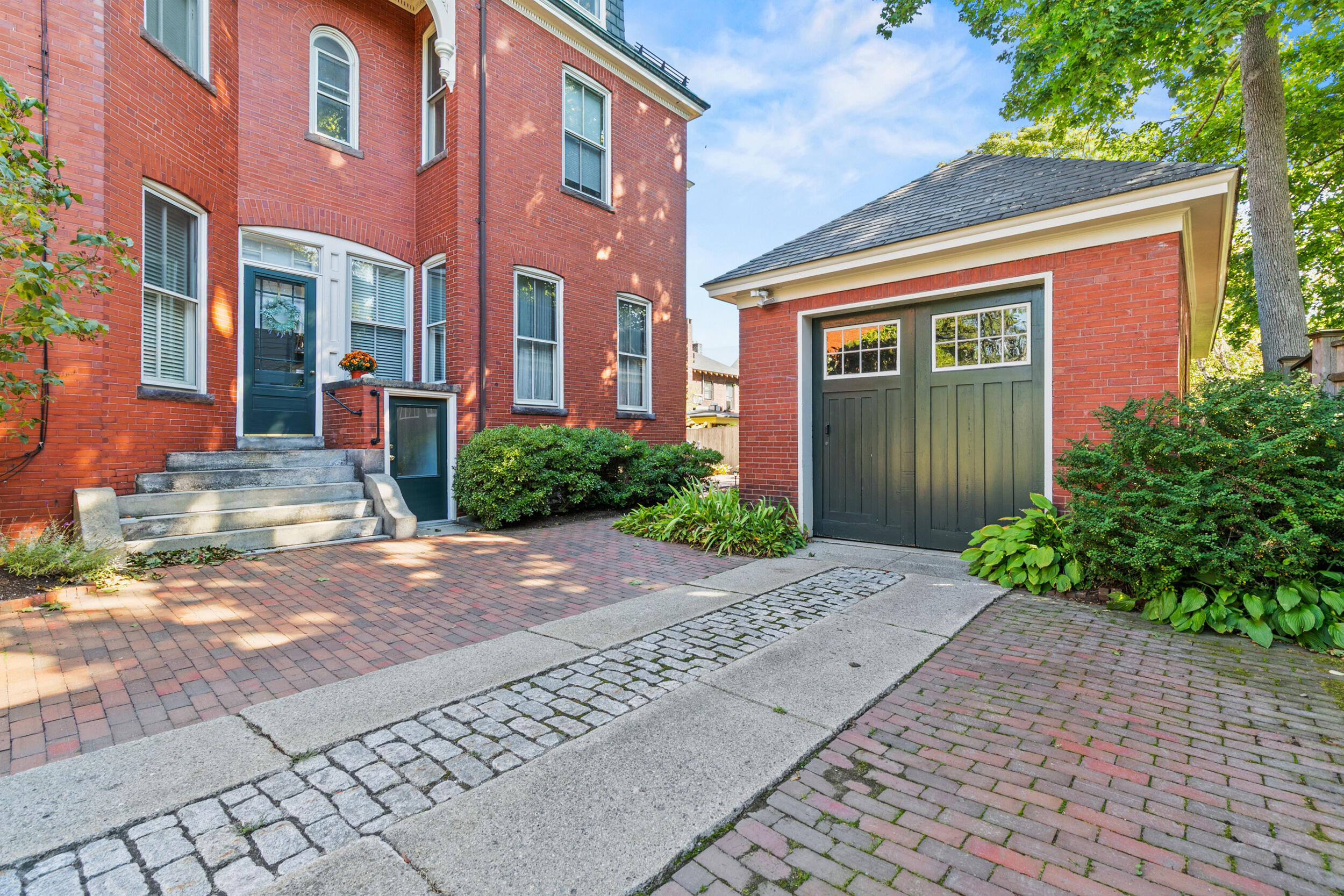 187 Vaughan Street 2 Property Photo 64