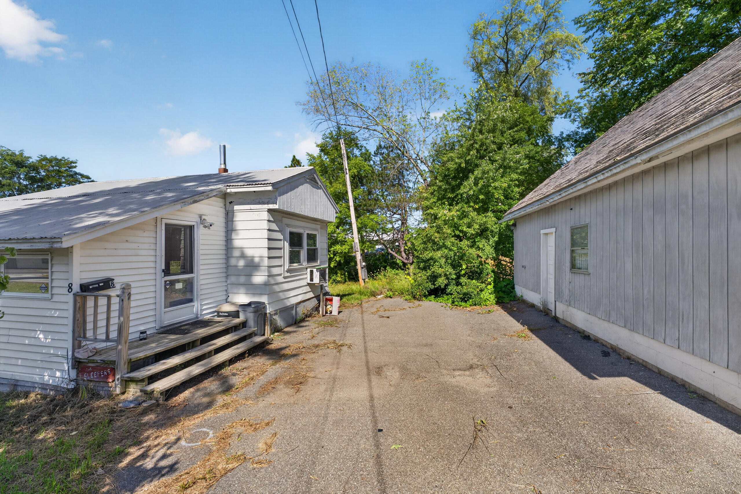 8 Elm Street Property Photo 4