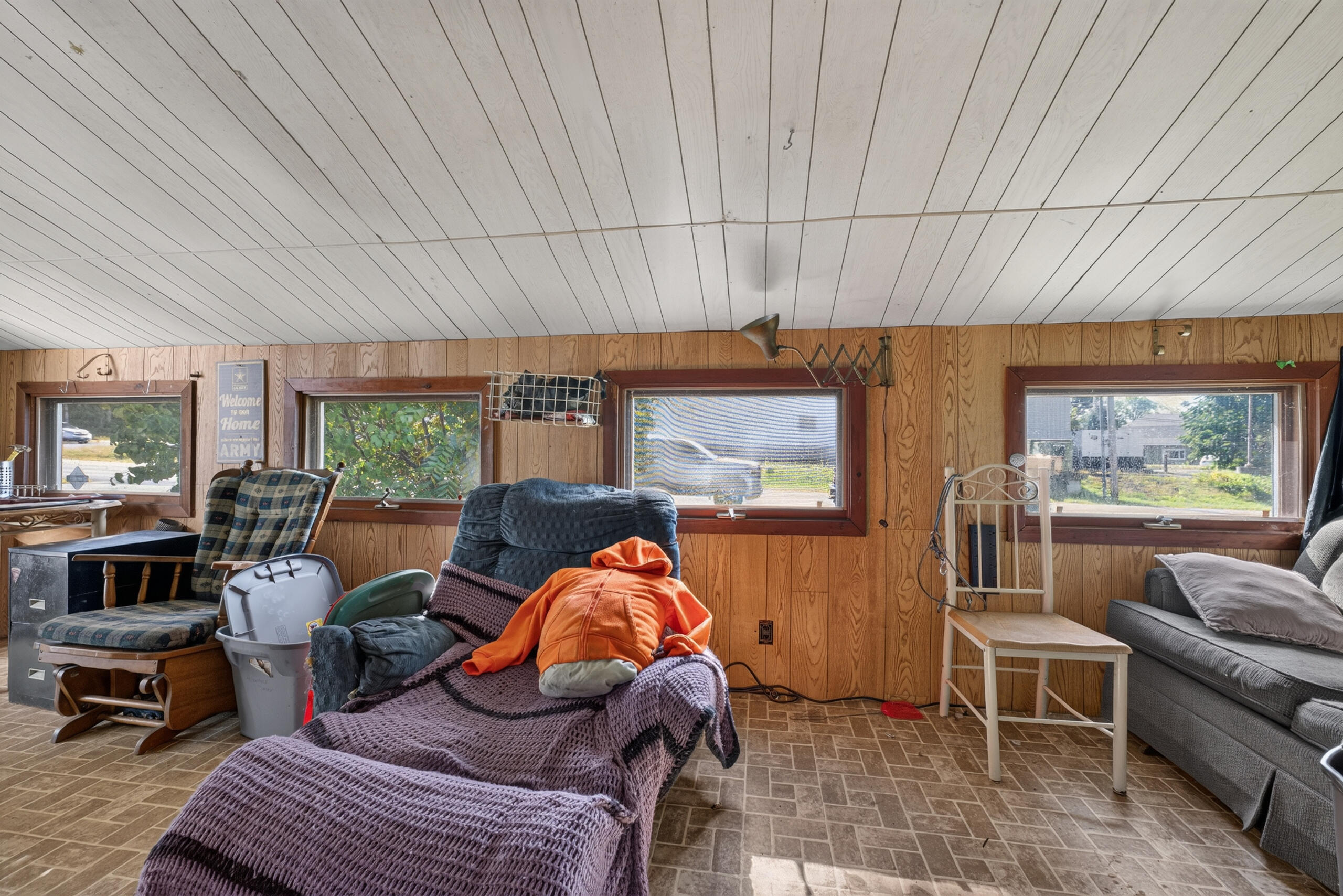 8 Elm Street Property Photo 5