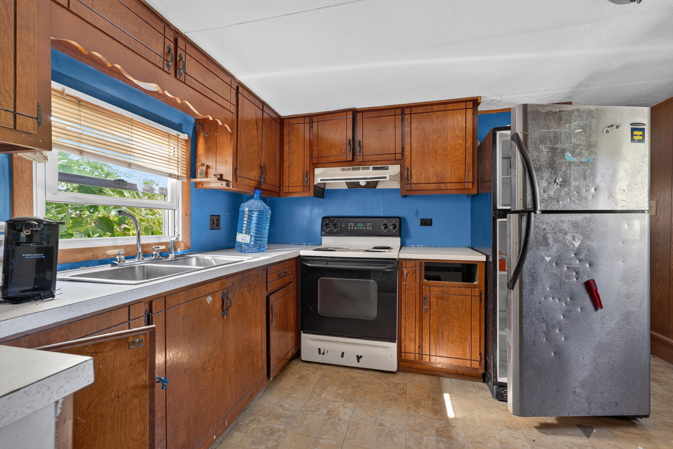 8 Elm Street Property Photo 7