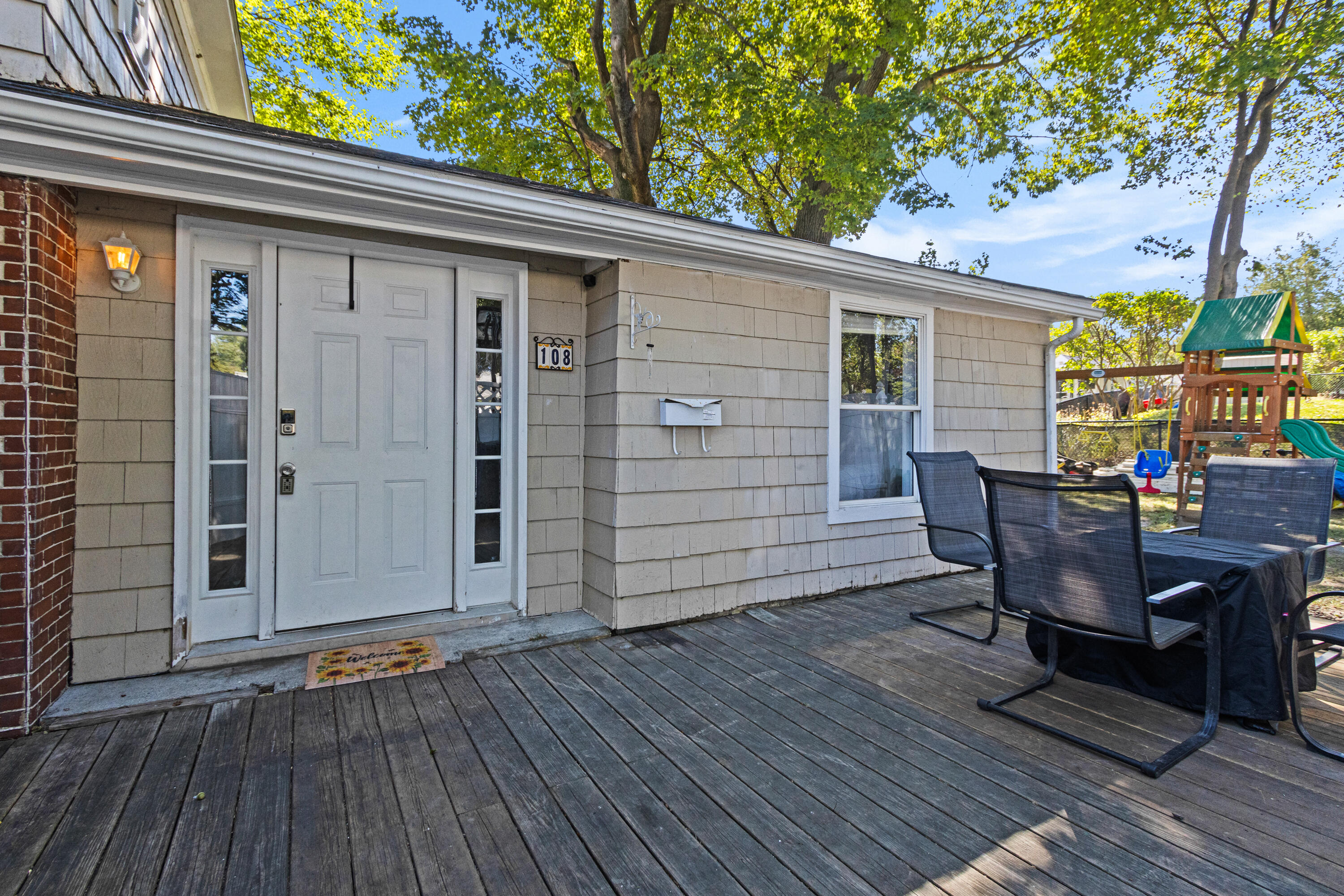 108 Mechanic Street Property Photo 4