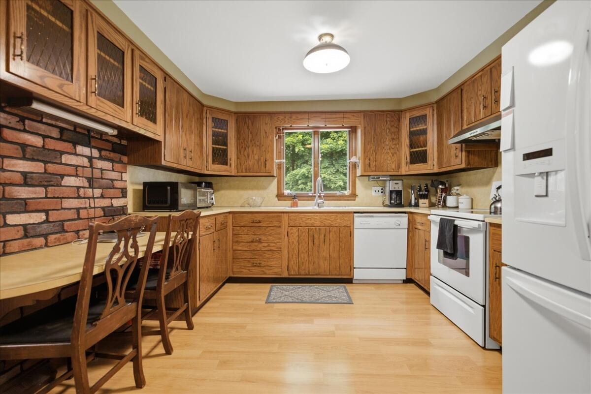 37 Buckley Street Property Photo 9