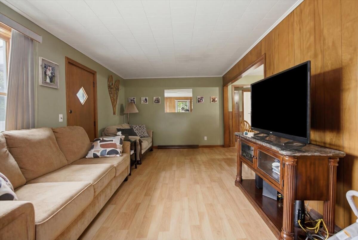 37 Buckley Street Property Photo 13