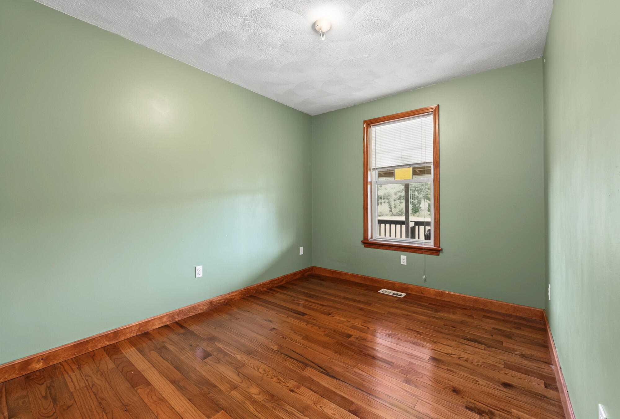 117 Gile Way Property Photo 6