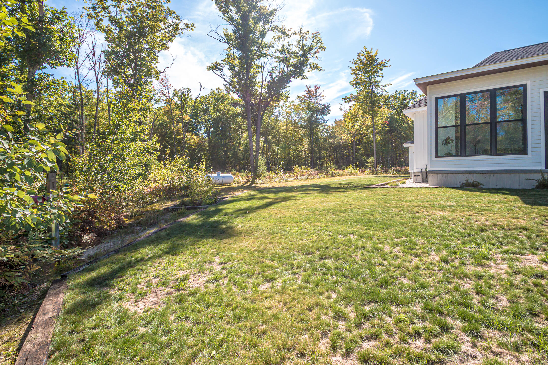 96 Ledgewood Lane Property Photo 11