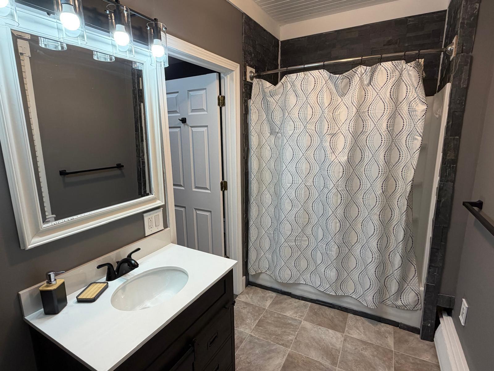 10 Jefferson Street Property Photo 15
