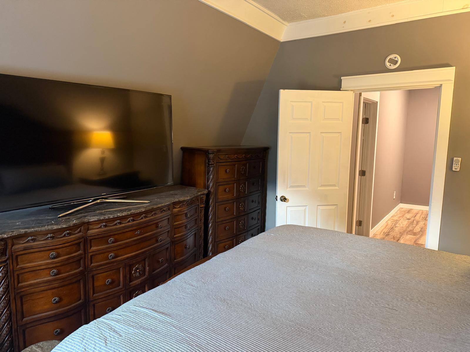 10 Jefferson Street Property Photo 28