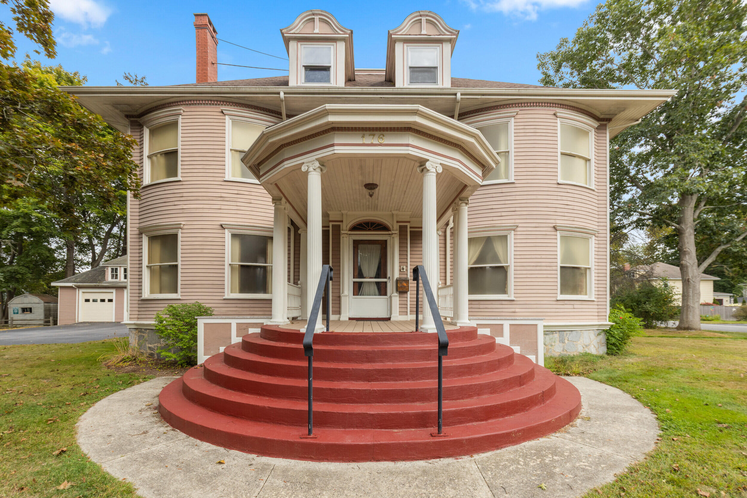 176 Mason Street Property Photo 1