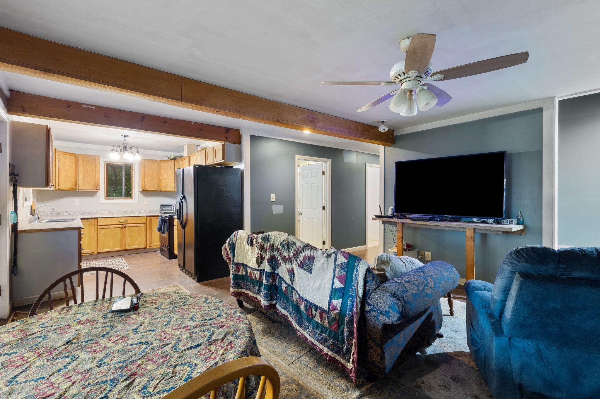 72 Convene Road Property Photo 9