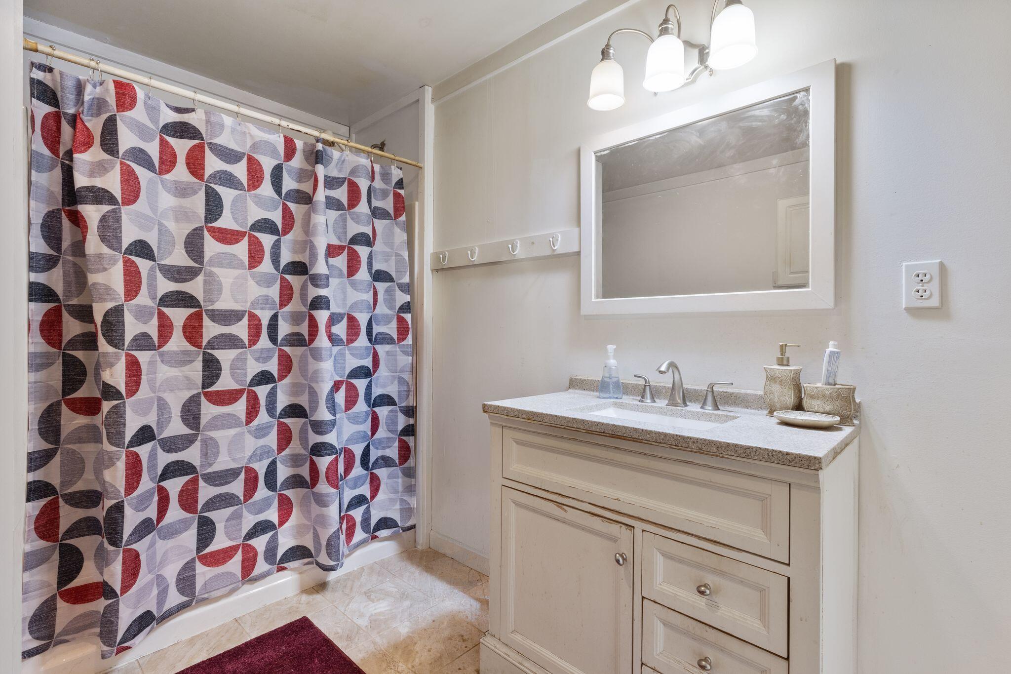 72 Convene Road Property Photo 10