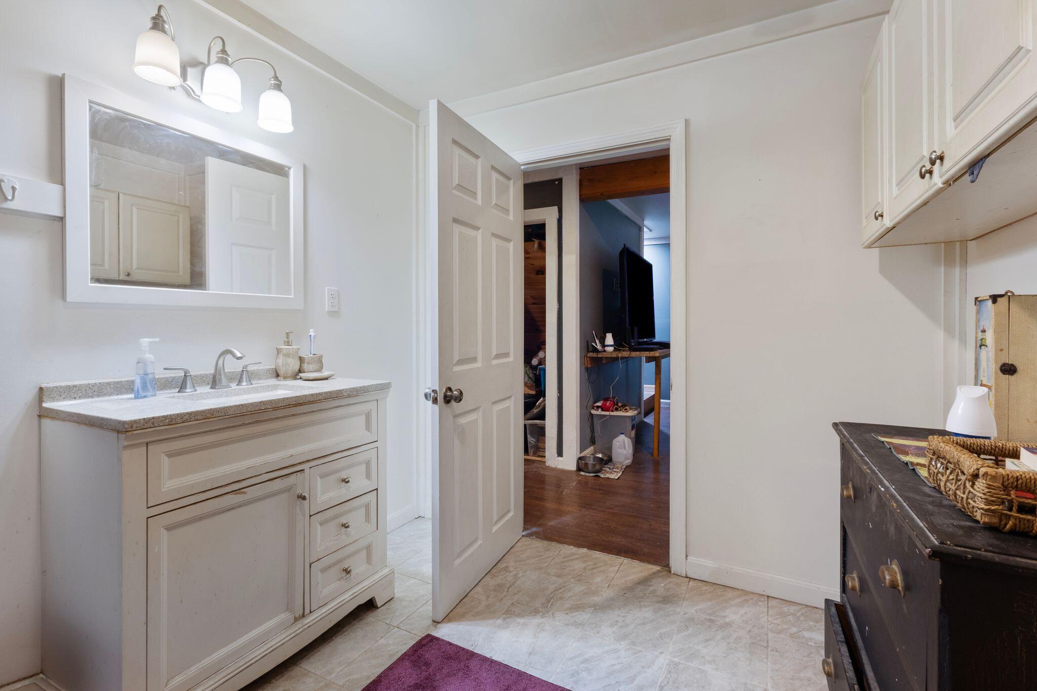 72 Convene Road Property Photo 26