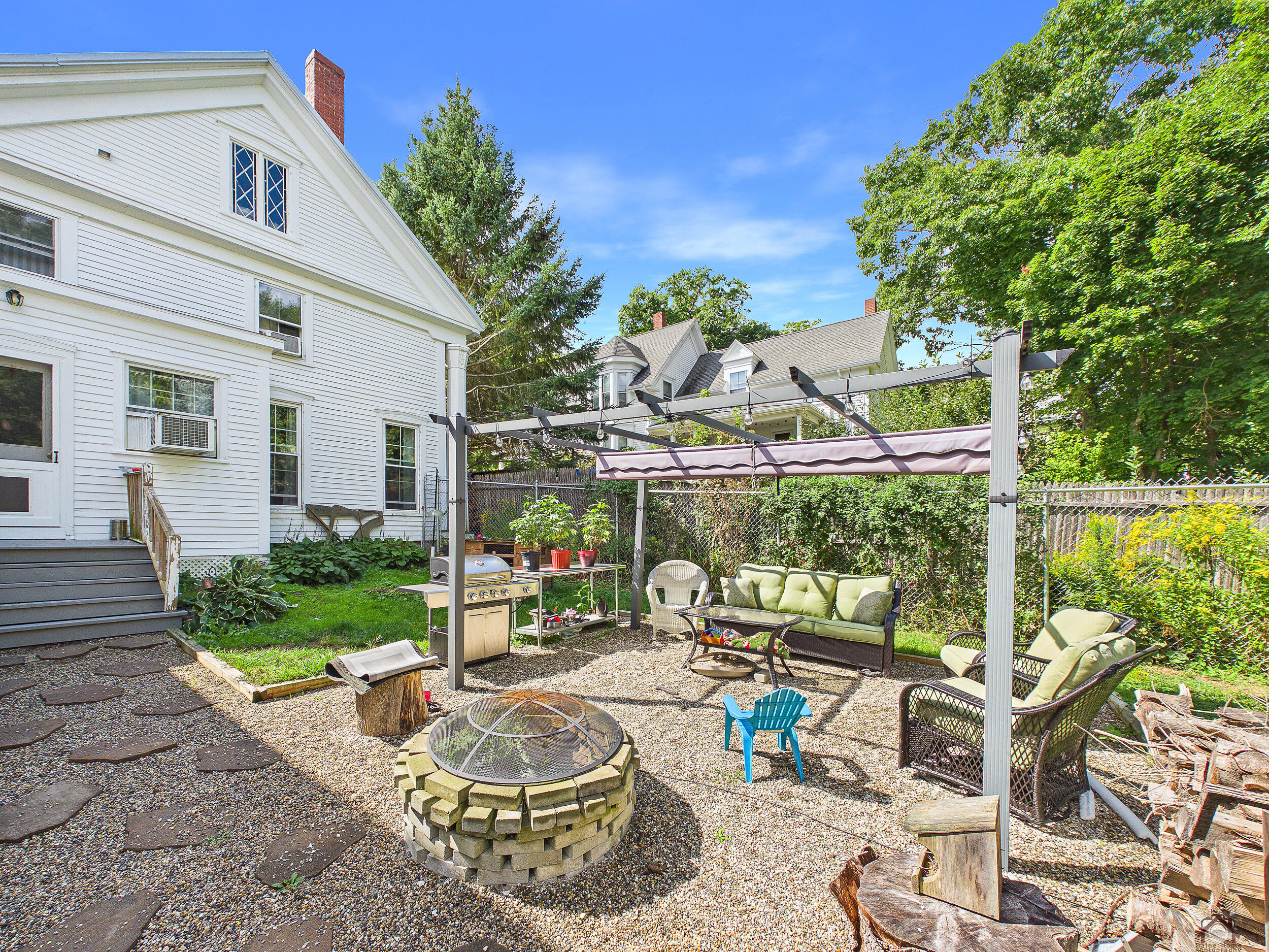 5 Baker Street Property Photo 4