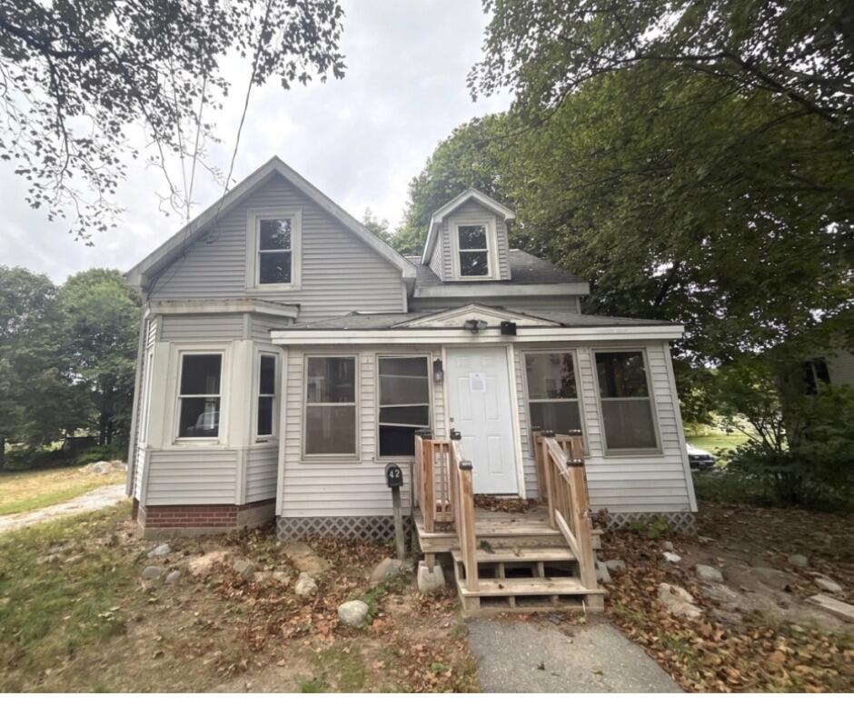 42 Maple Street Property Photo 1
