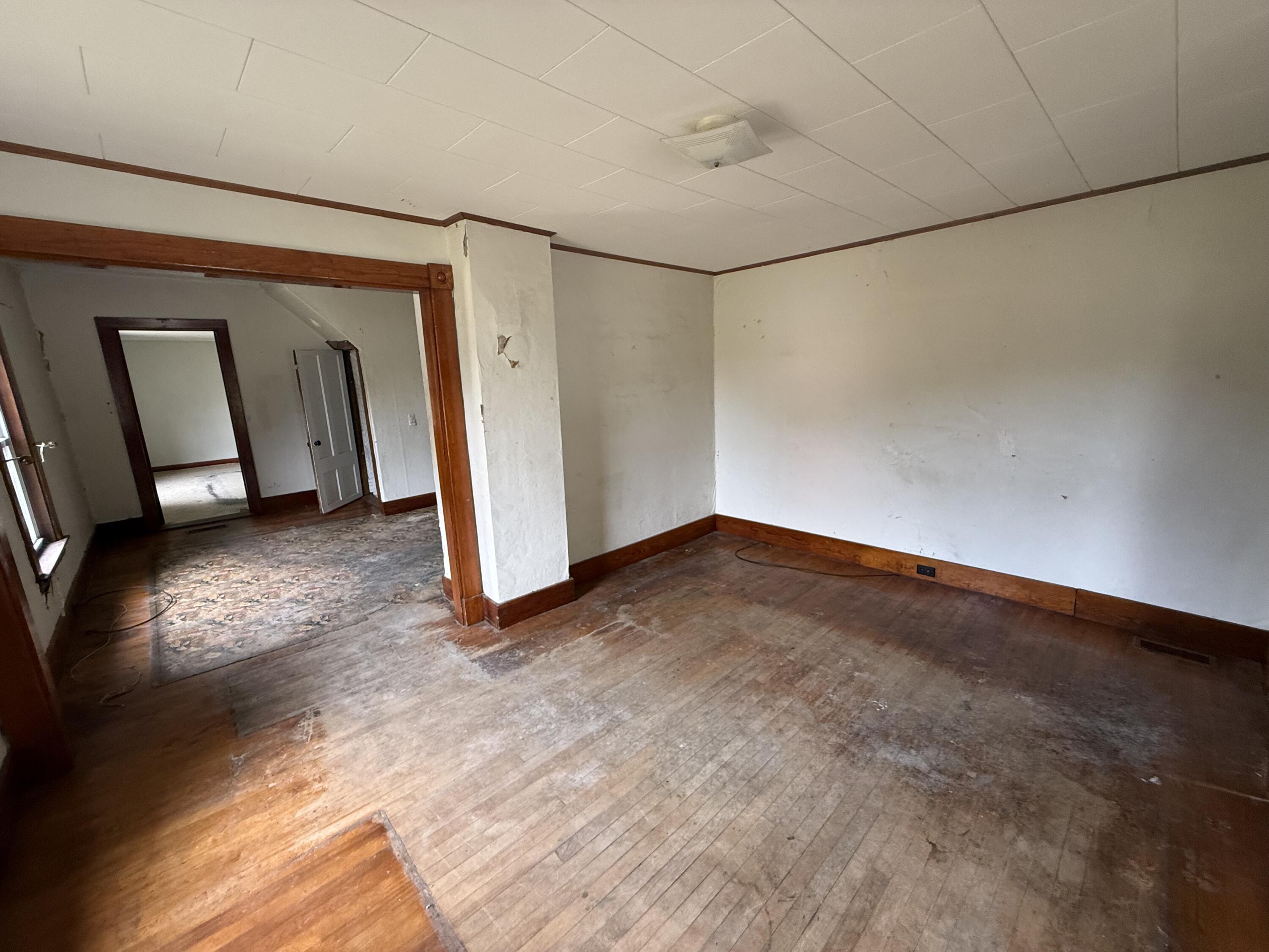 42 Maple Street Property Photo 8