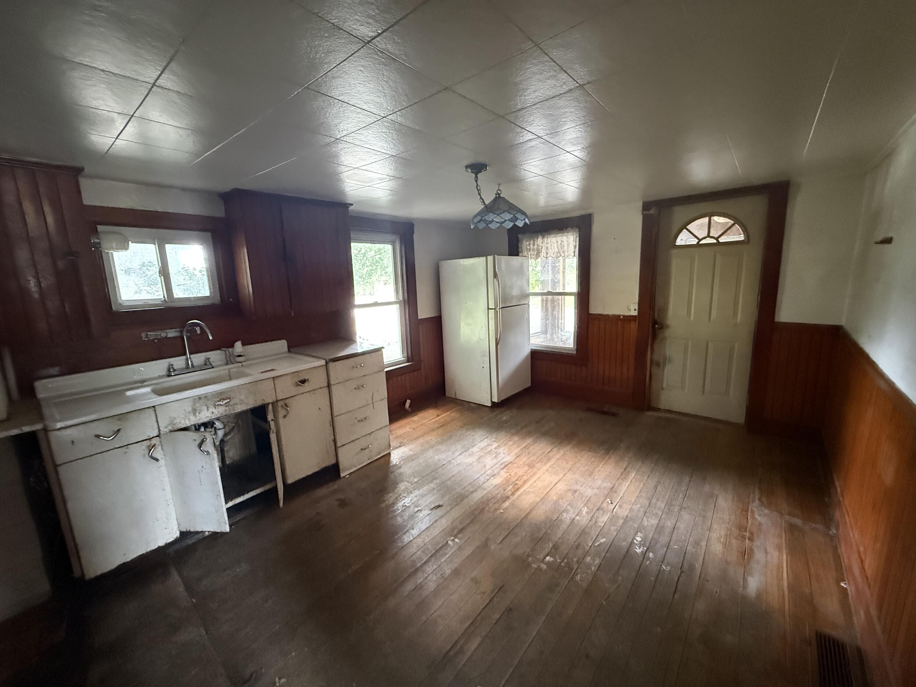 42 Maple Street Property Photo 14