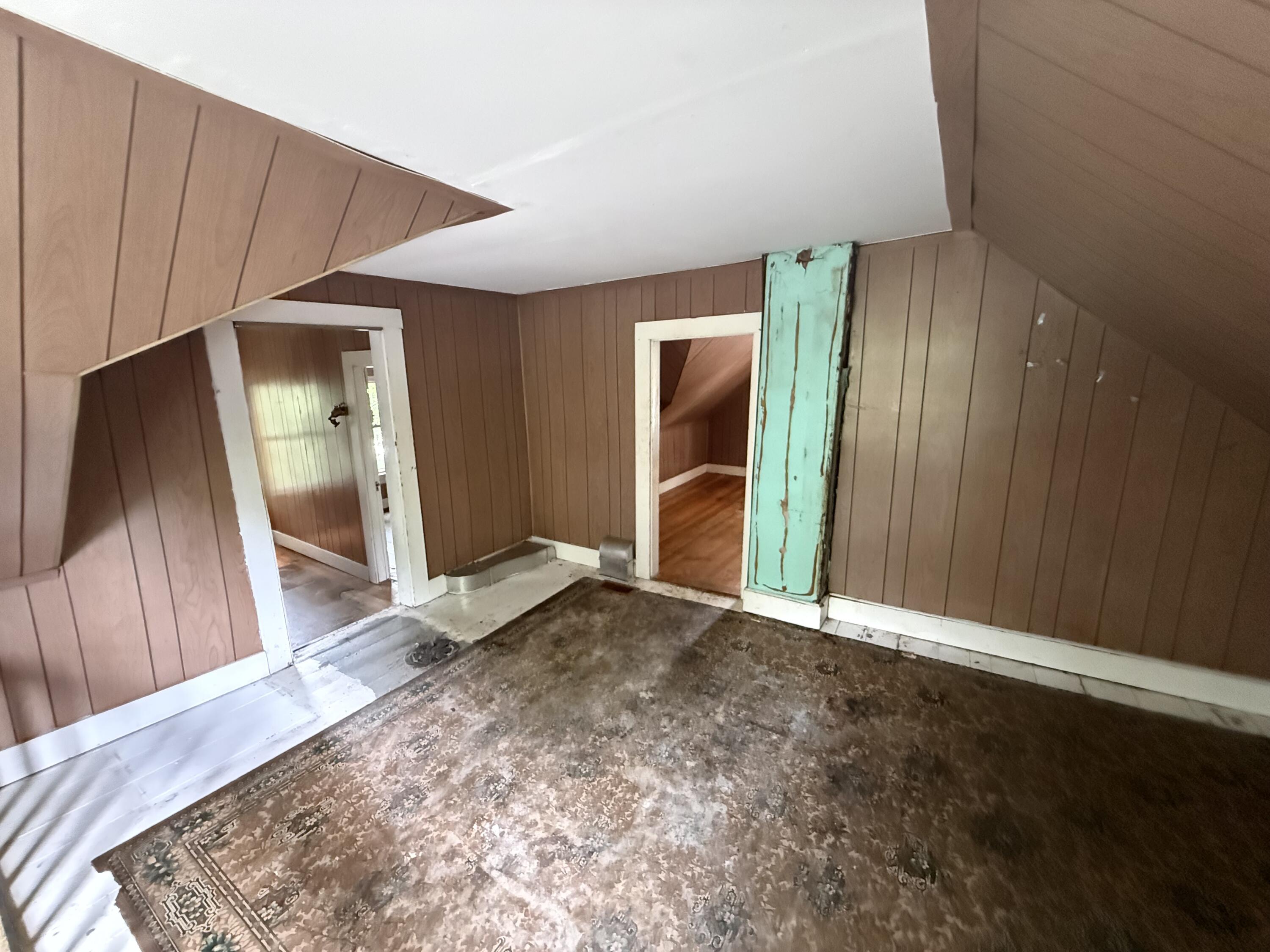 42 Maple Street Property Photo 17
