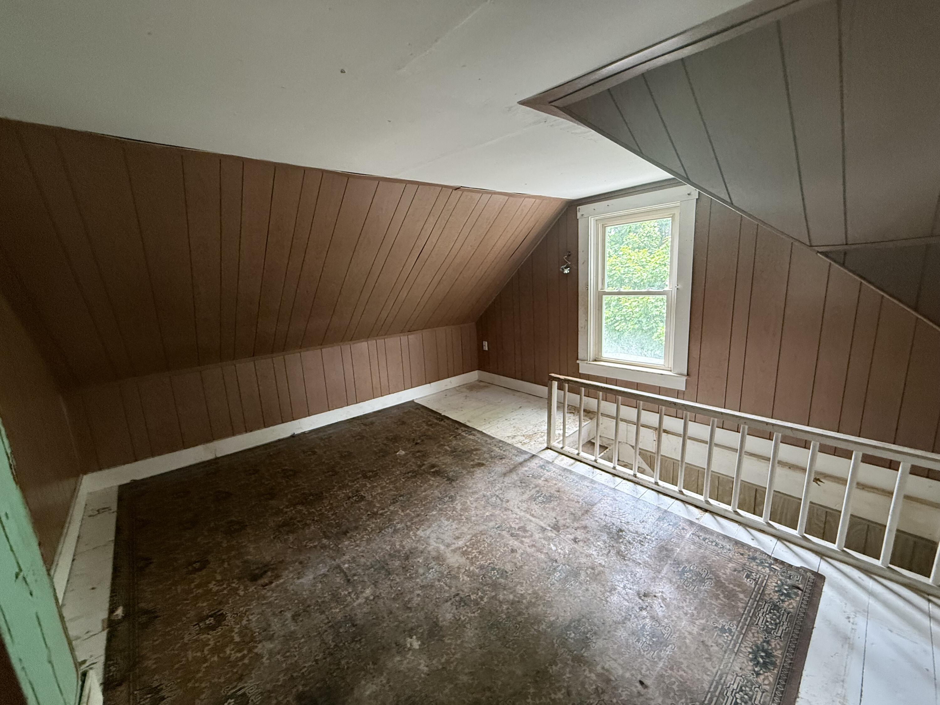 42 Maple Street Property Photo 18