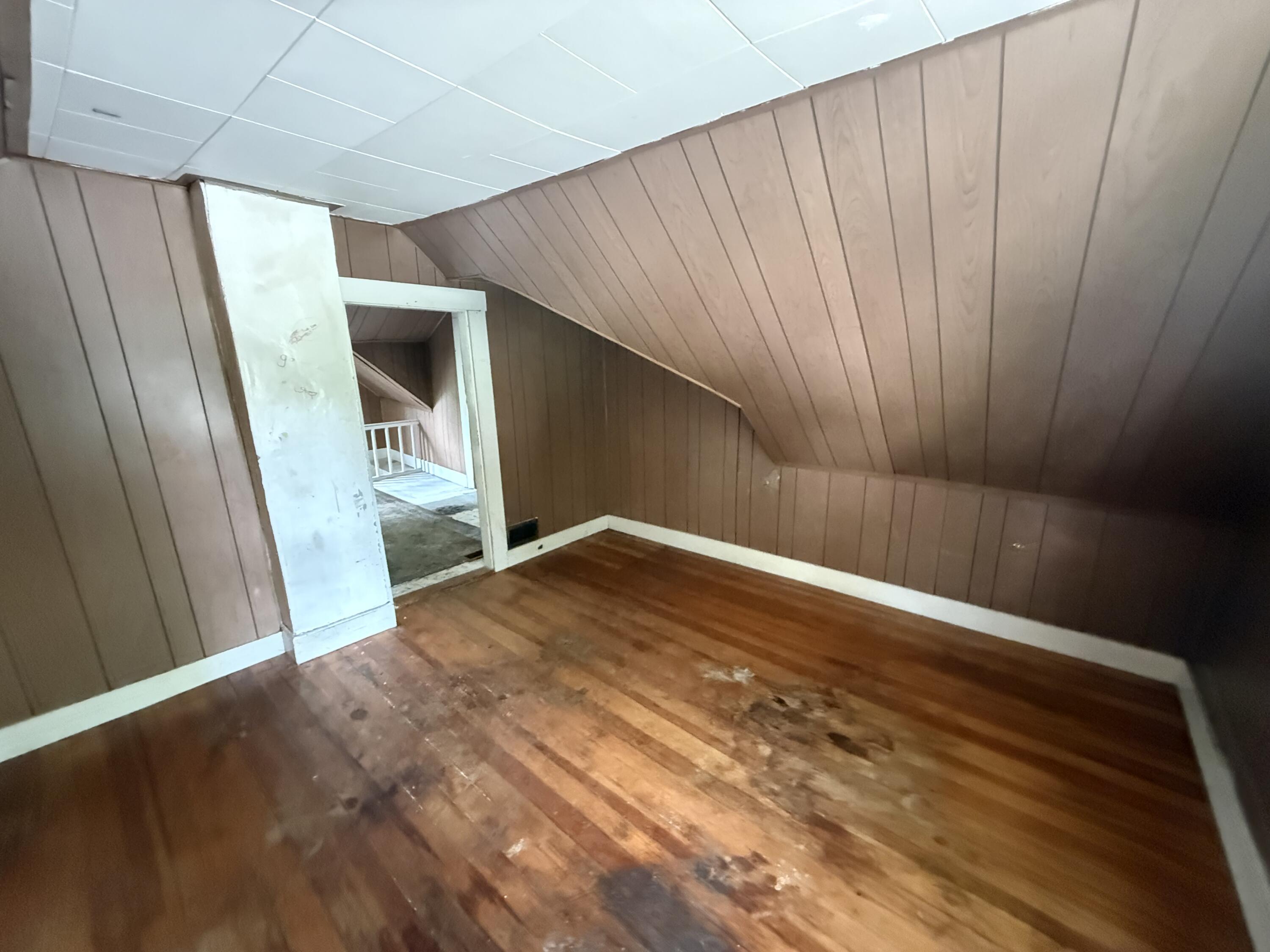 42 Maple Street Property Photo 20