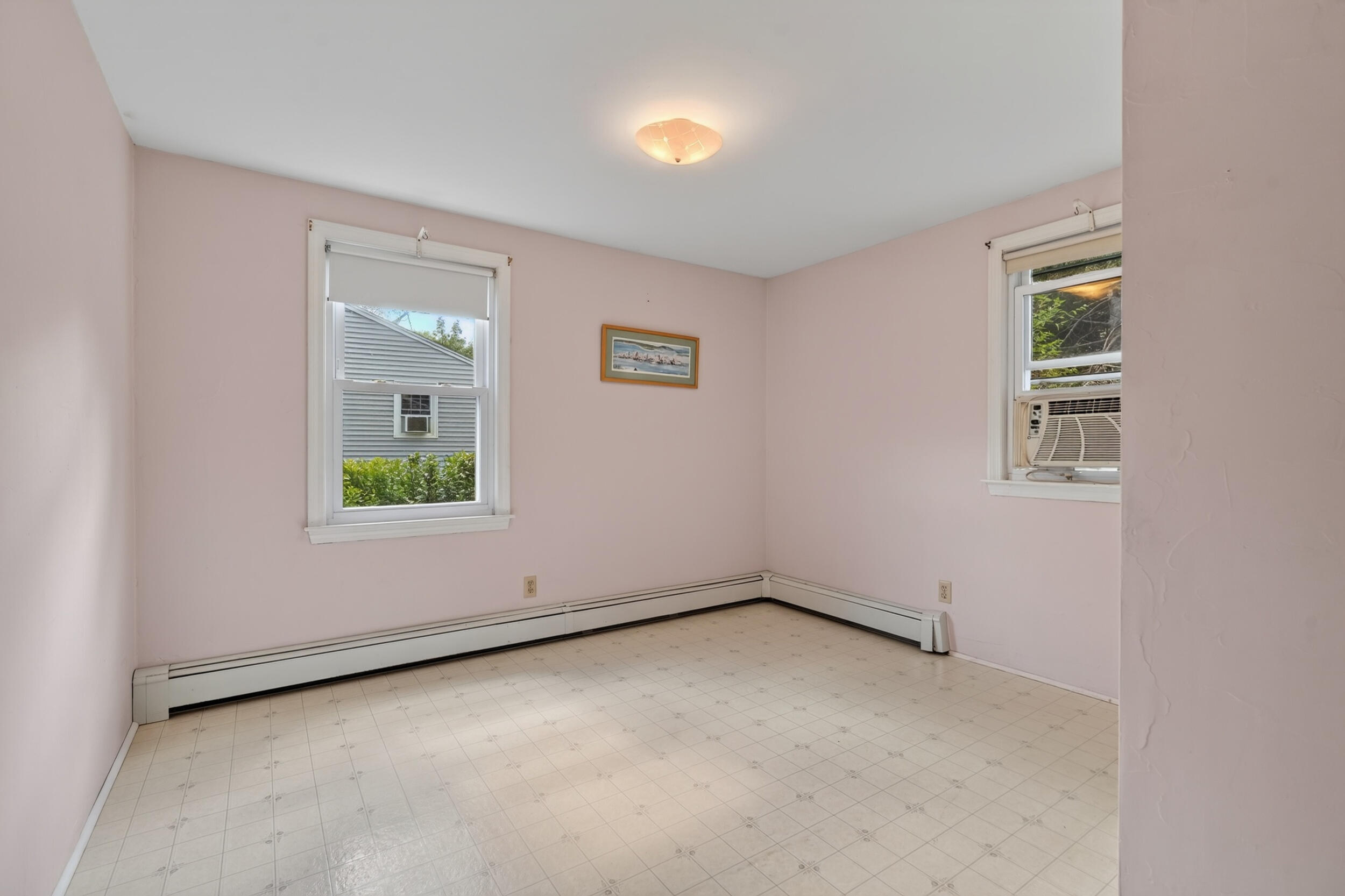 19 Ellen Circle Property Photo 24