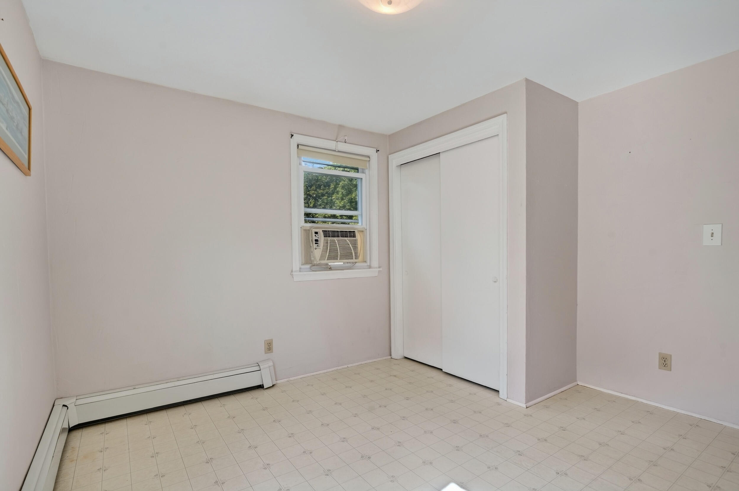 19 Ellen Circle Property Photo 25