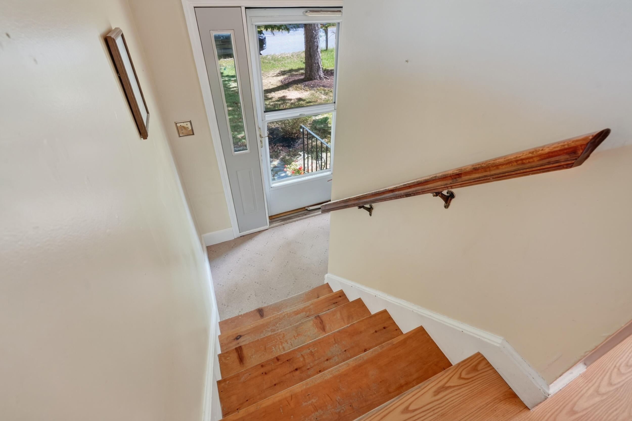 19 Ellen Circle Property Photo 27