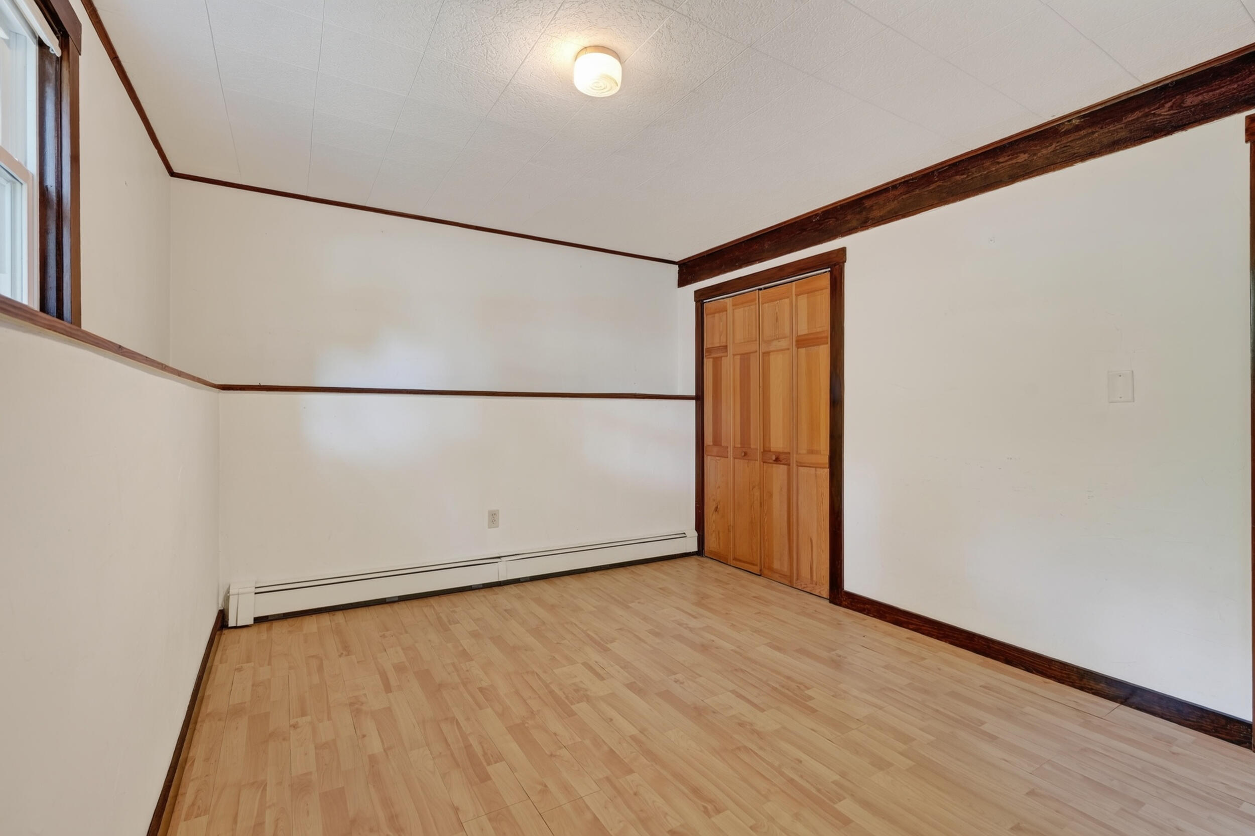 19 Ellen Circle Property Photo 33