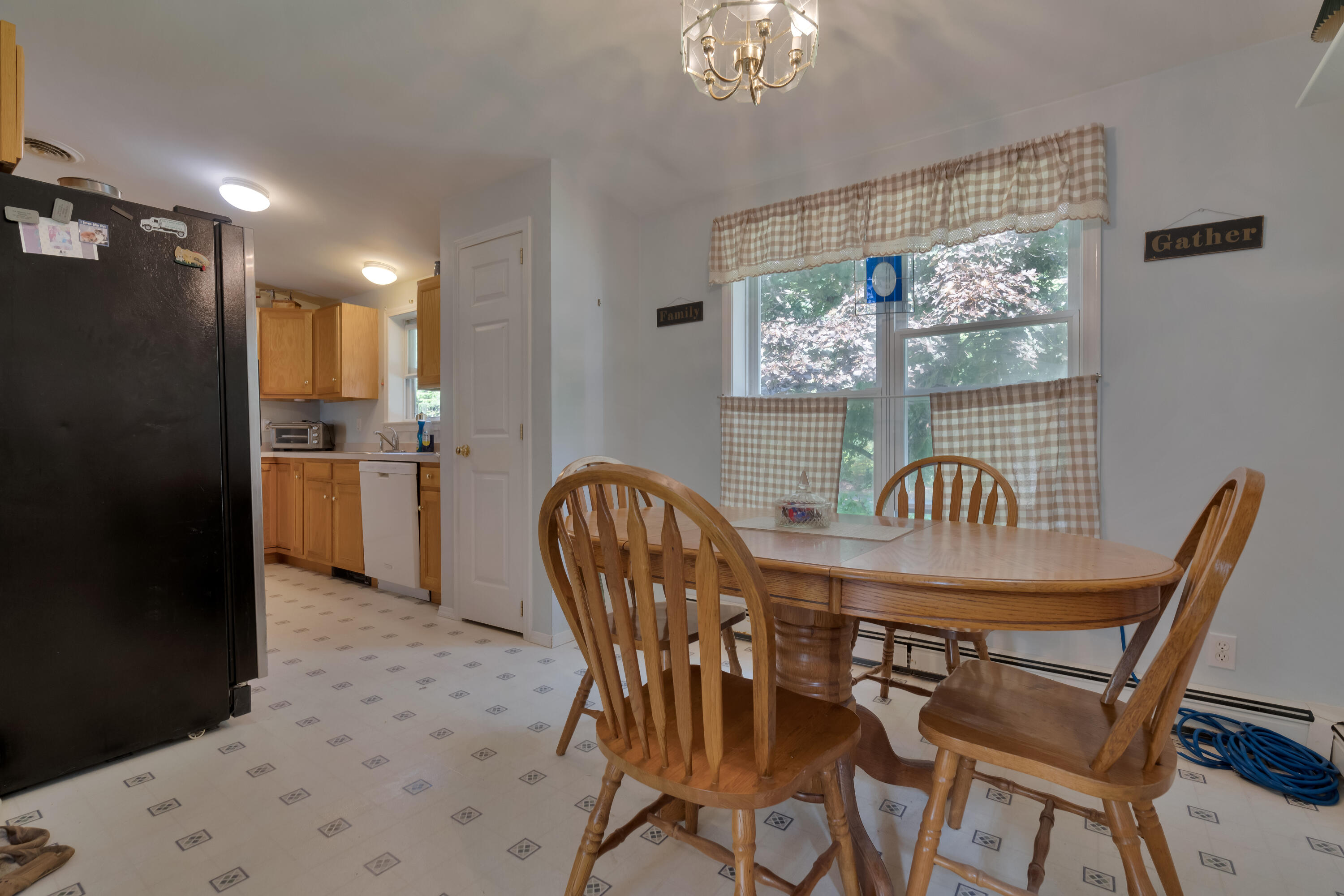 64 Loop Road Property Photo 11