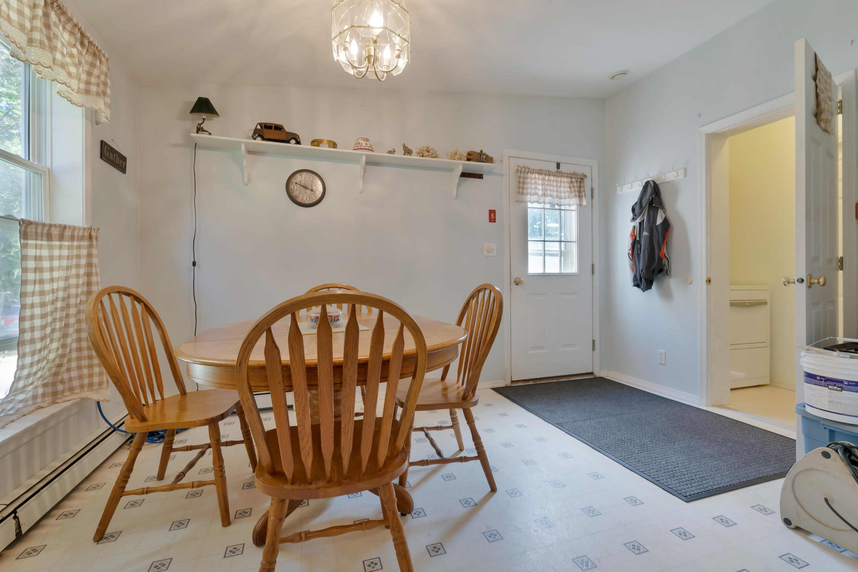 64 Loop Road Property Photo 12