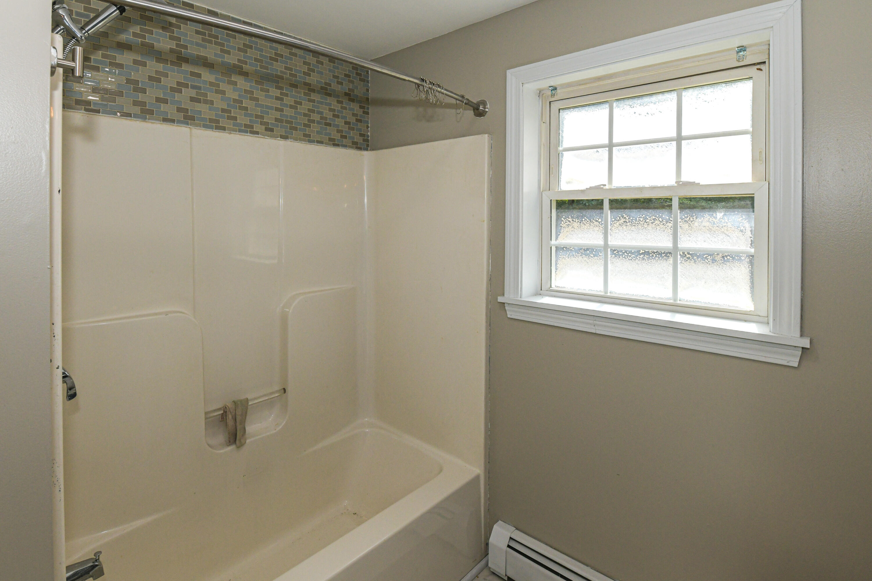 73 Colonial Circle Property Photo 7