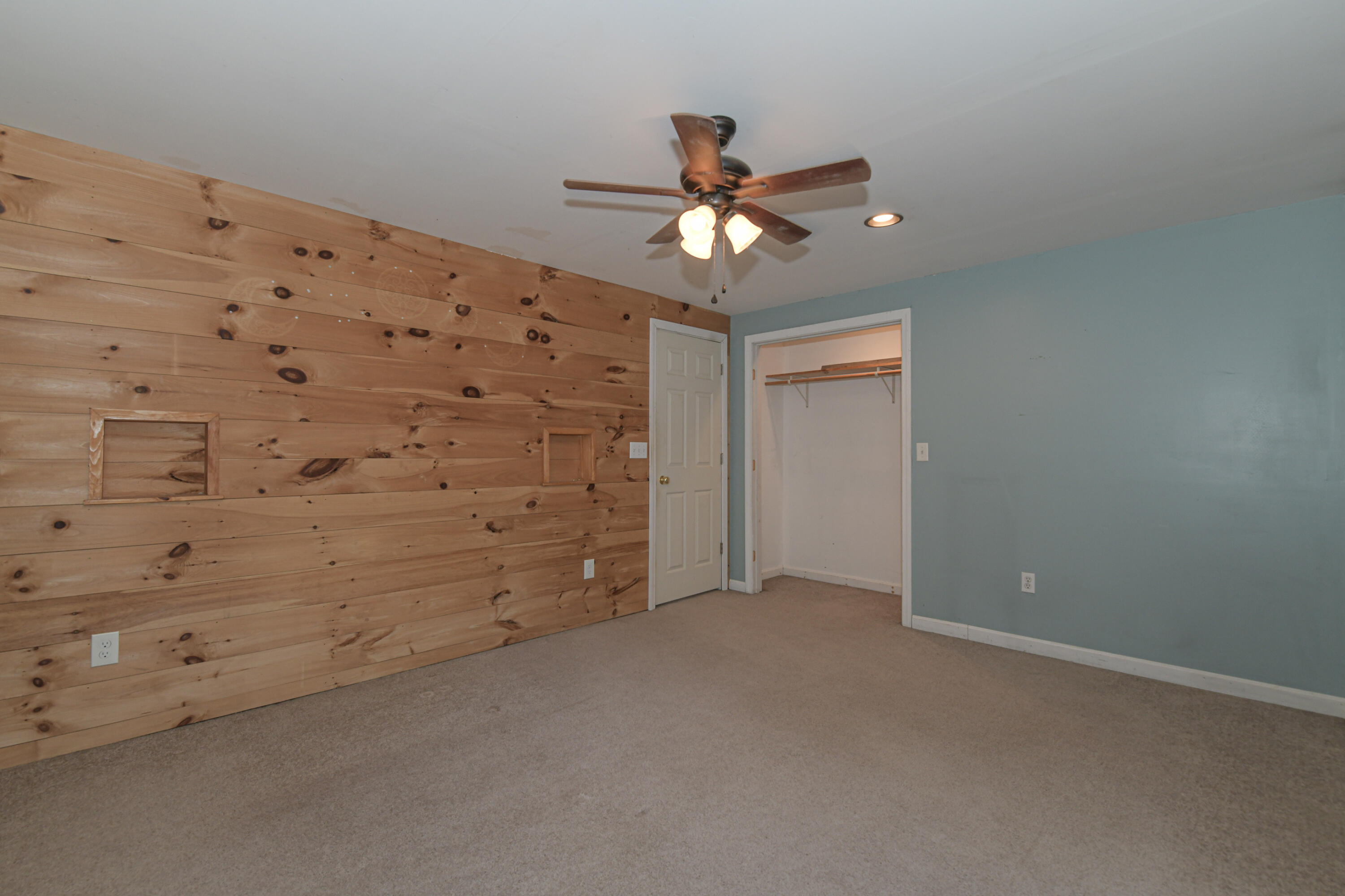 73 Colonial Circle Property Photo 32