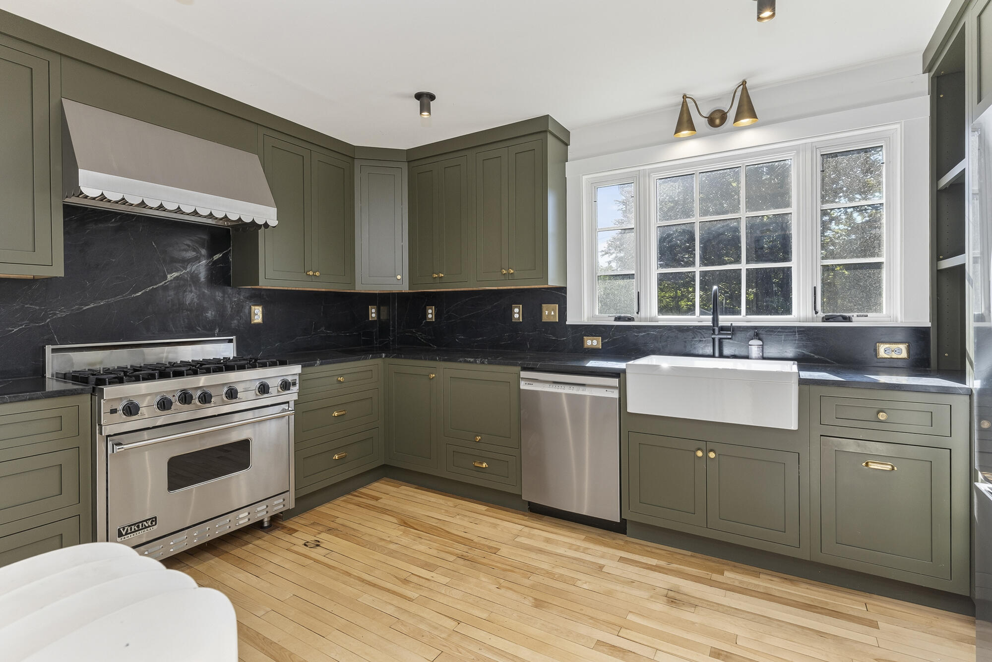 4 Woodmont Street Property Photo 15