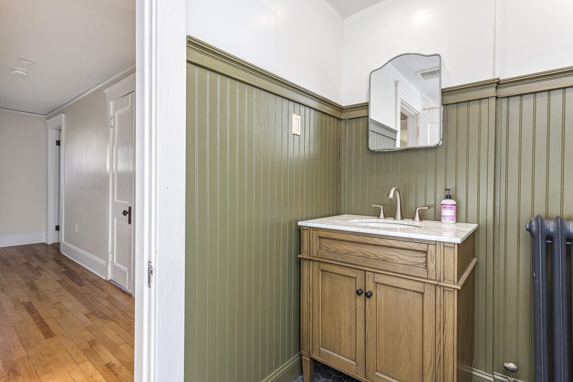 4 Woodmont Street Property Photo 28