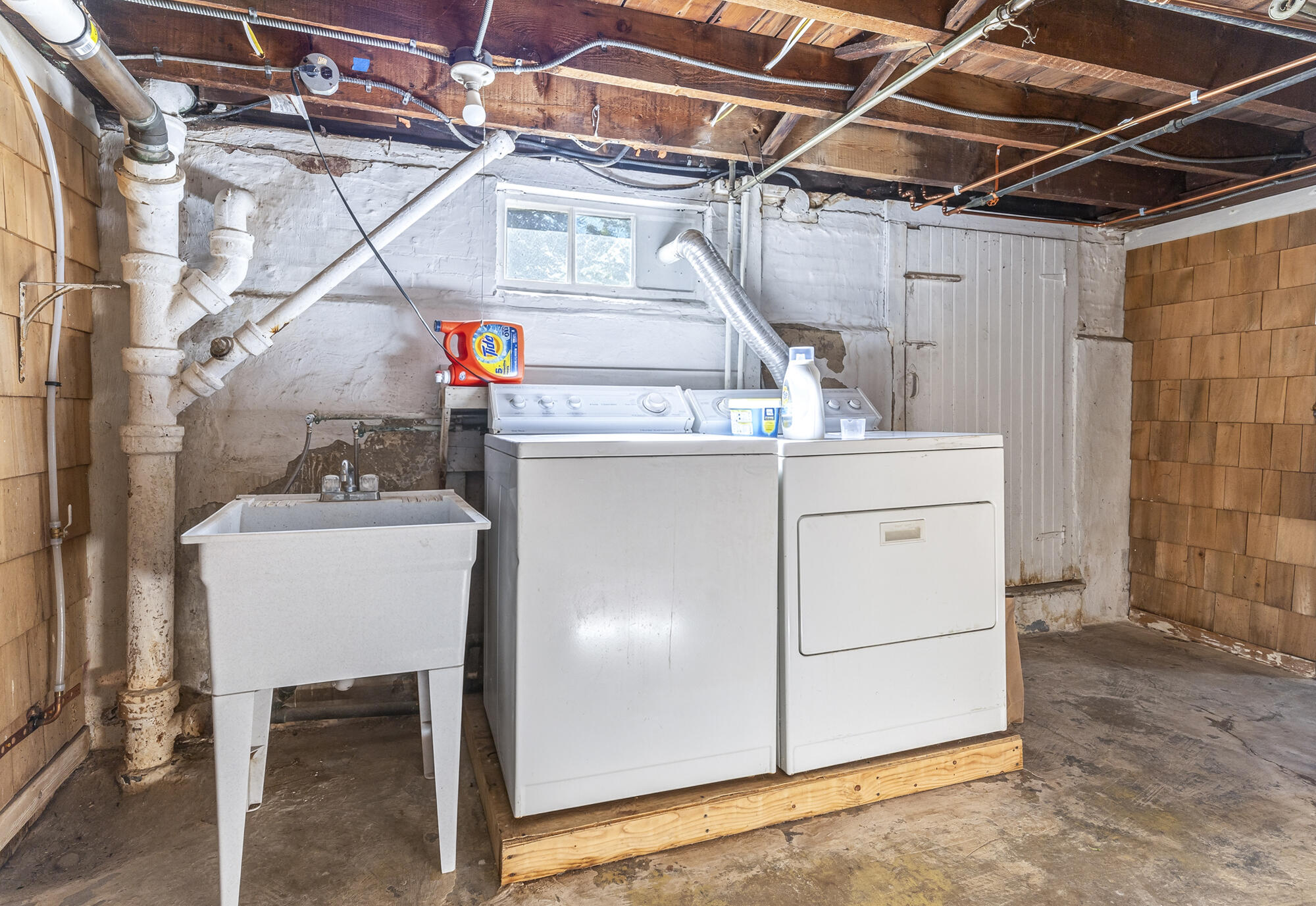 4 Woodmont Street Property Photo 42