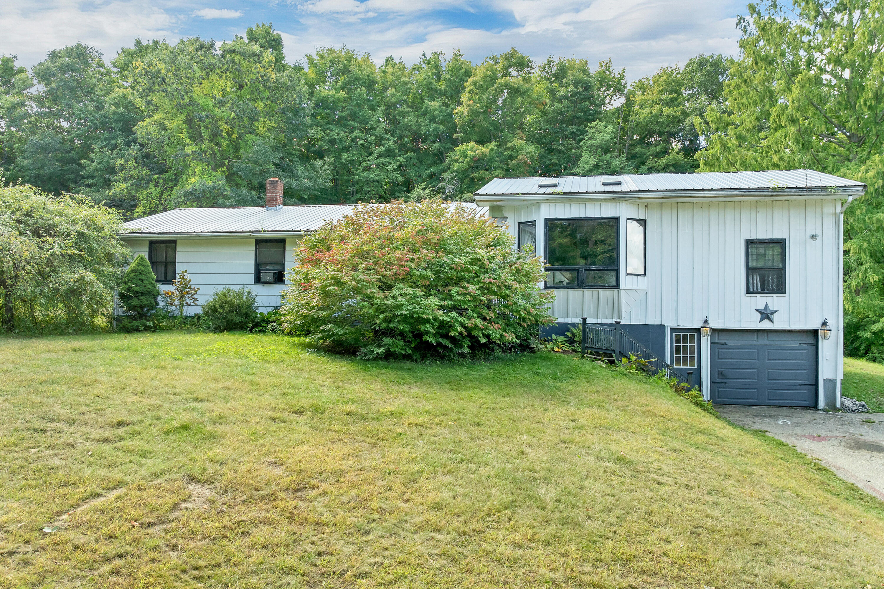 1795 State Road Property Photo 1