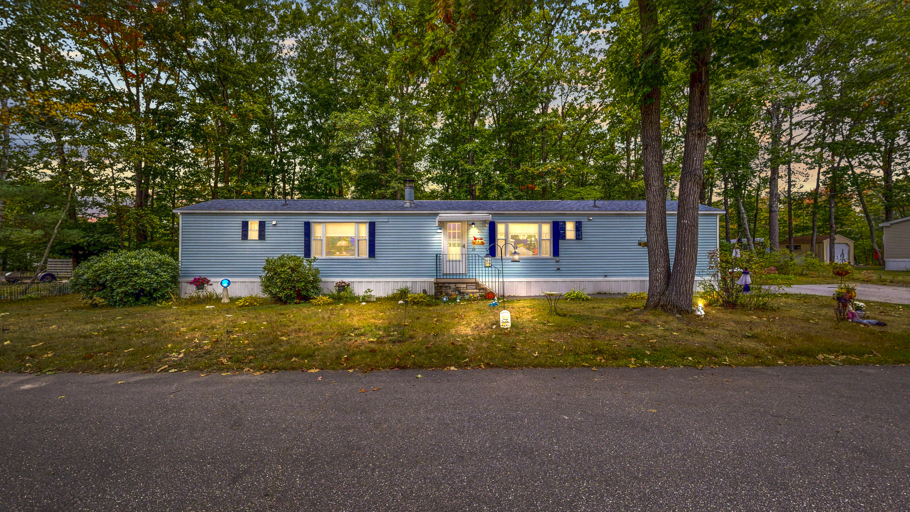 33 Oakwood Drive Property Photo 1