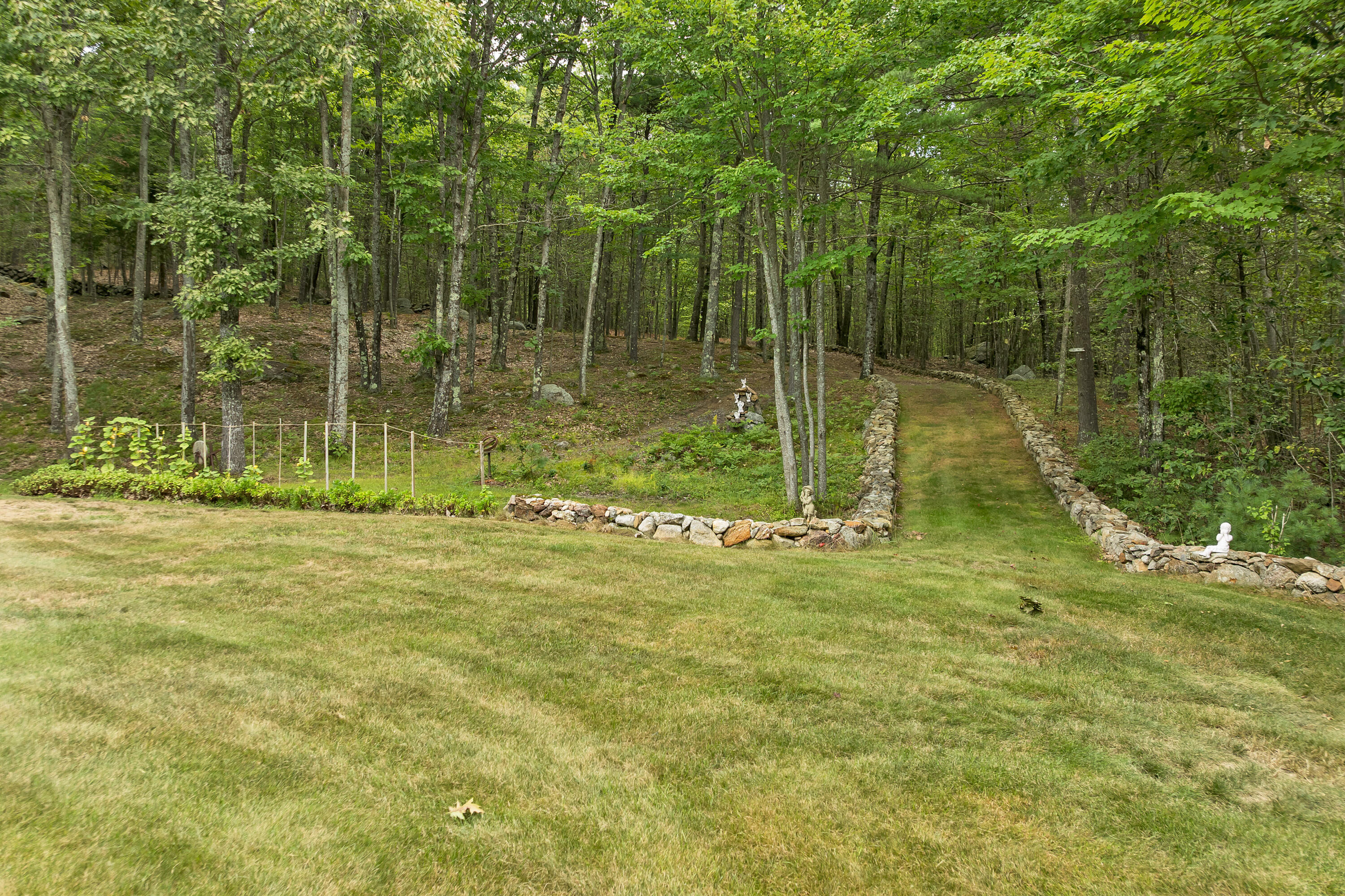 402 Governors Road Property Photo 71