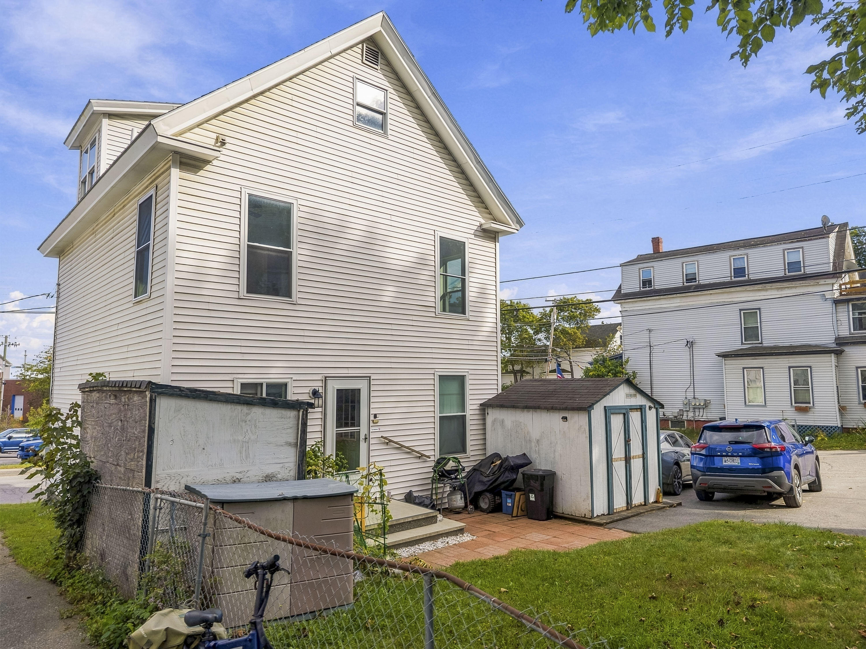 732 Middle Street Property Photo 33