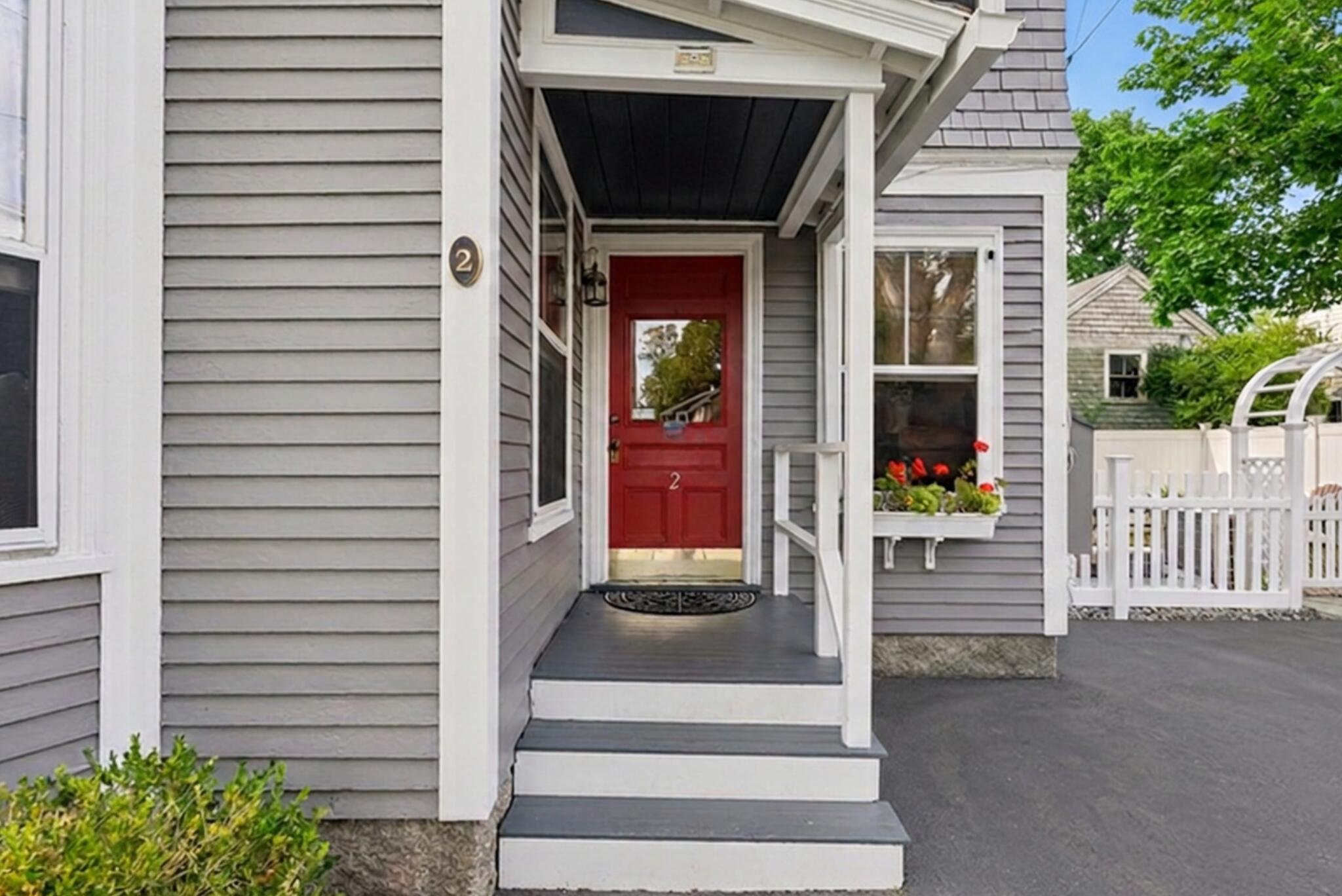 2 Elm Street Property Photo 8