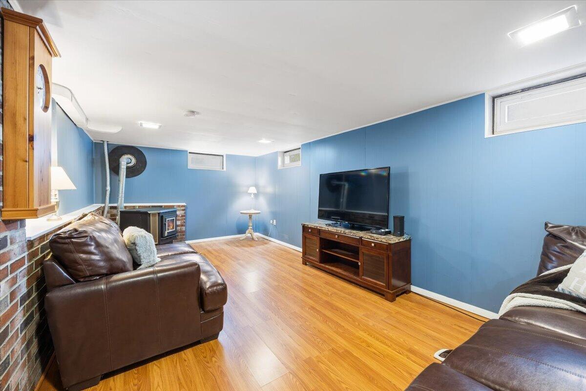 23 Robinson Road Property Photo 22