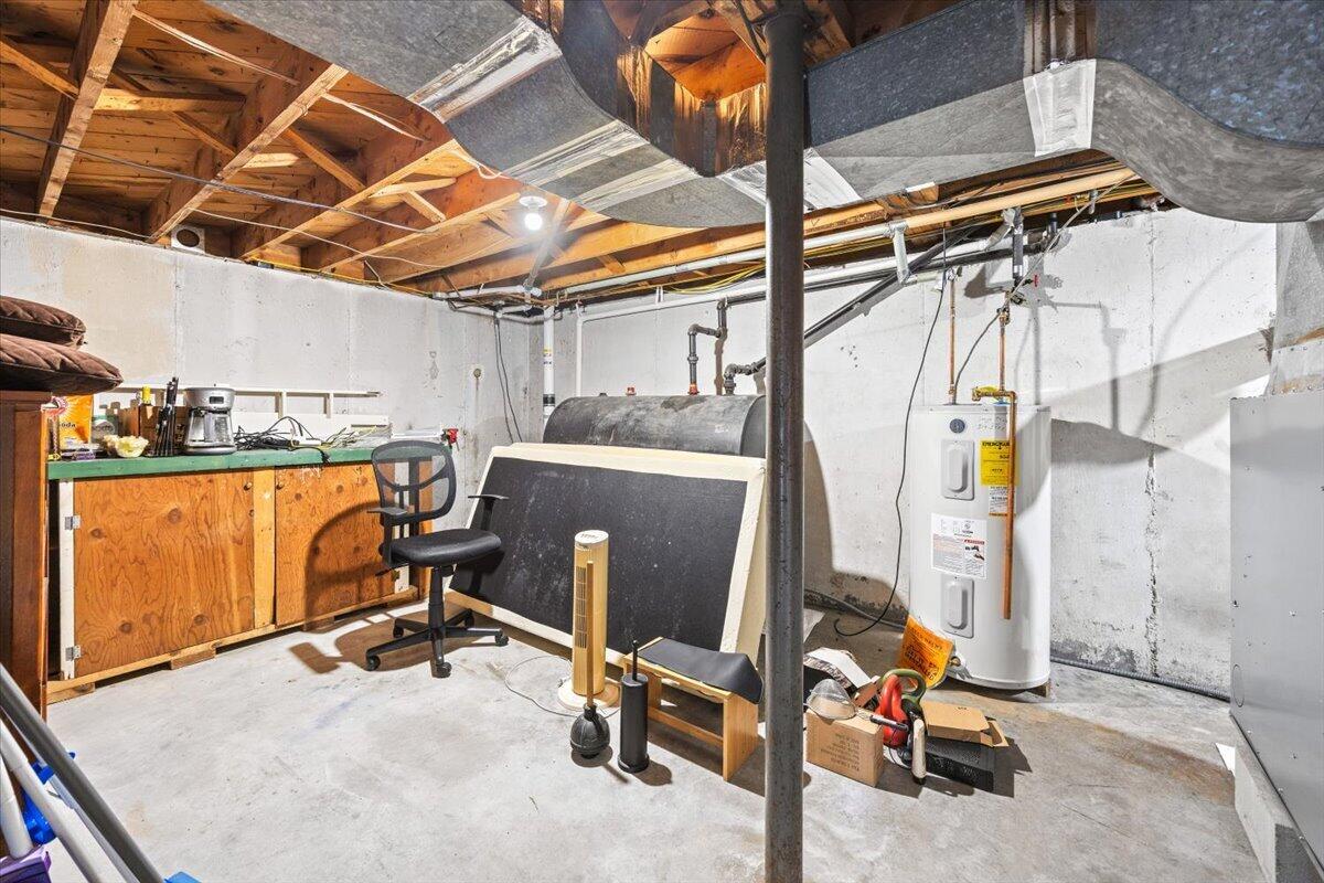 23 Robinson Road Property Photo 29
