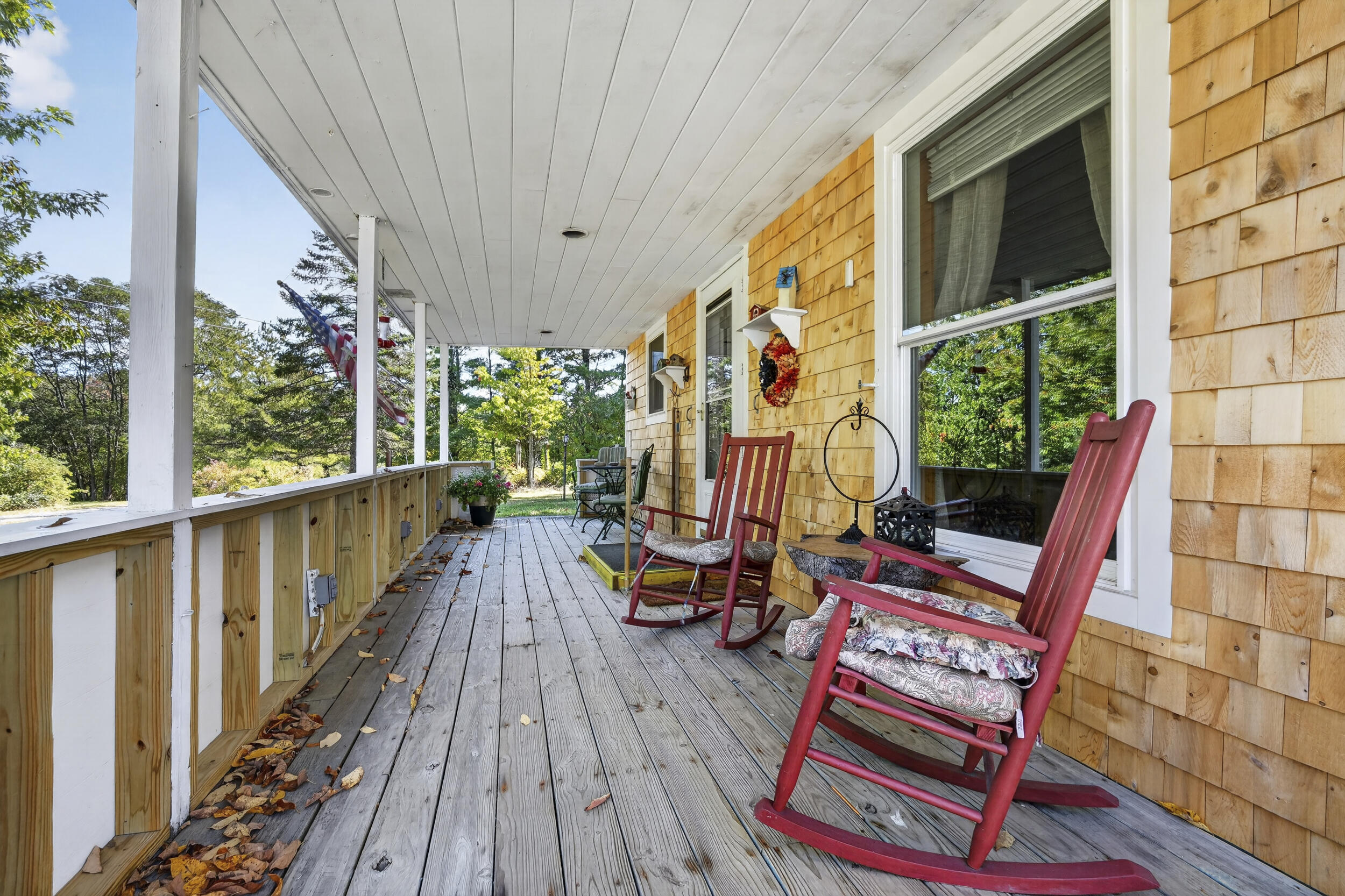 1 Reaves Lane Property Photo 3