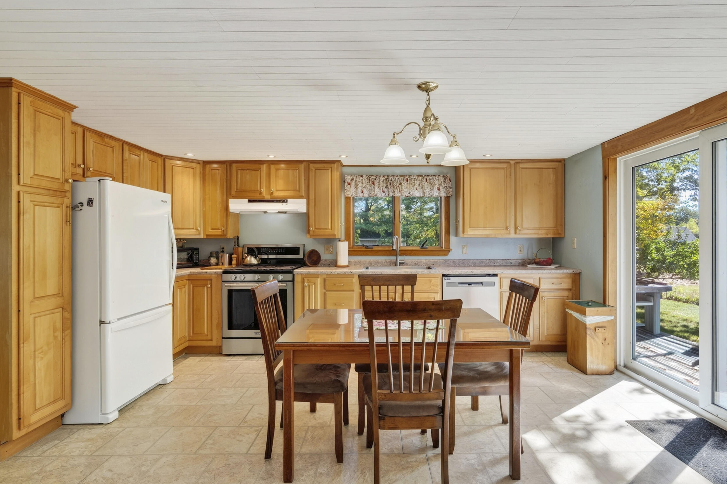 1 Reaves Lane Property Photo 7