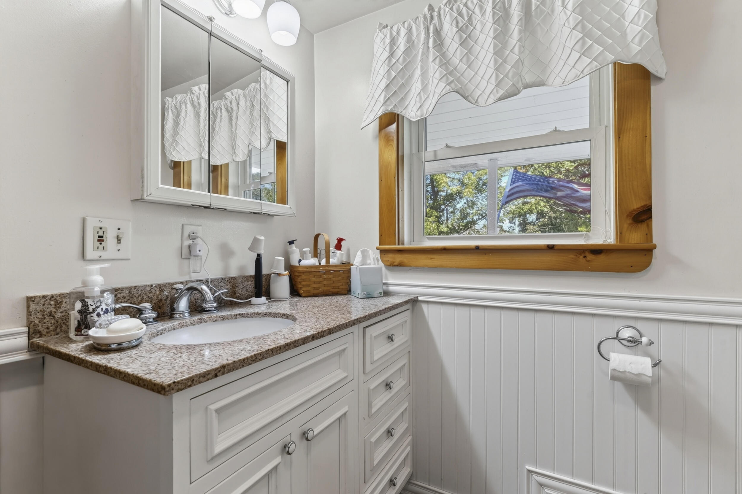 1 Reaves Lane Property Photo 23