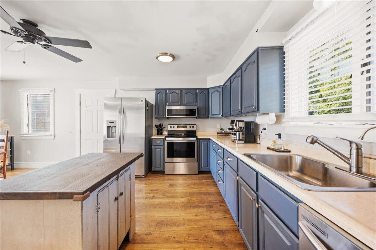 209 Black Point Road Property Photo 8